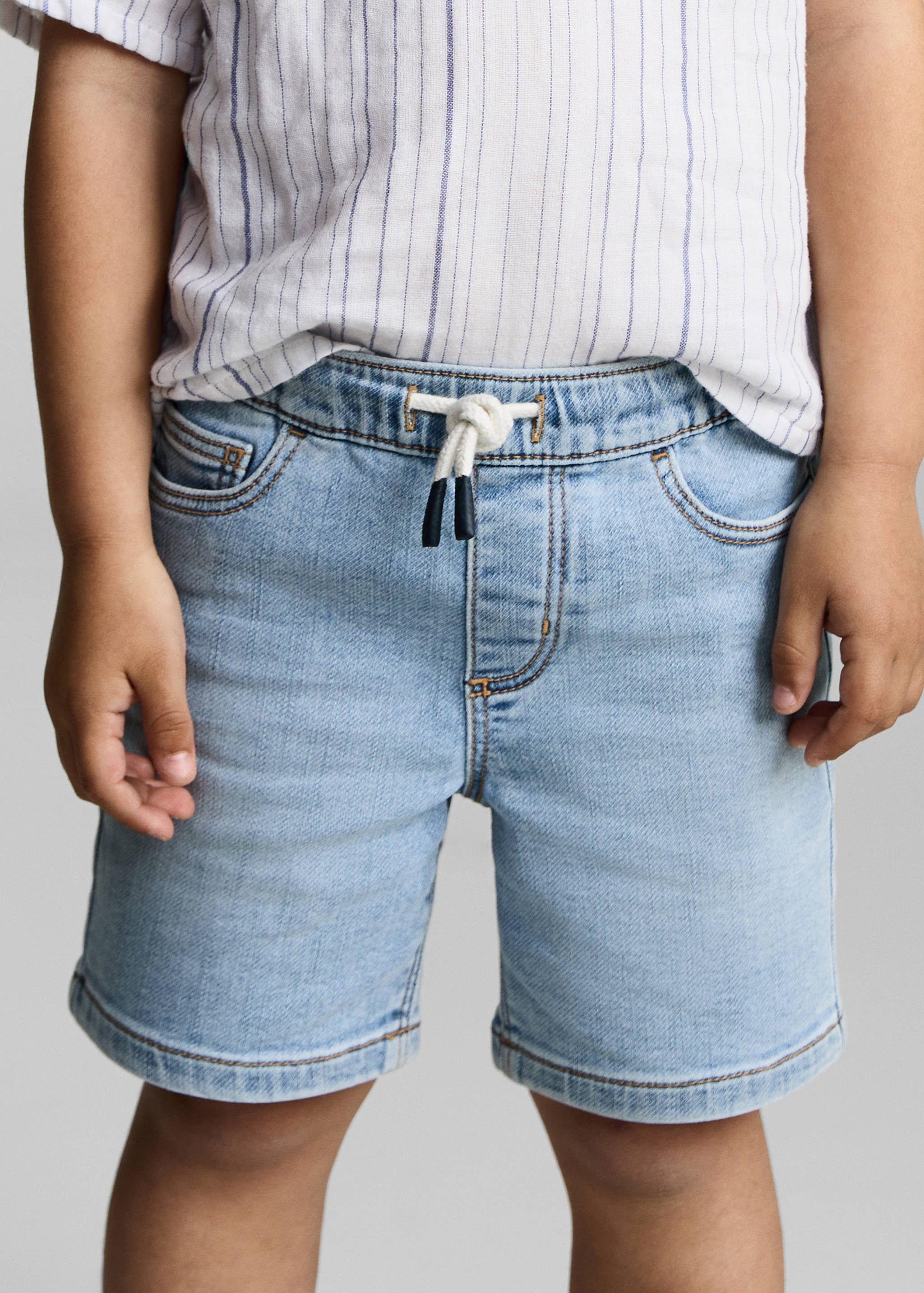 Bermuda denim cordon - Plan moyen