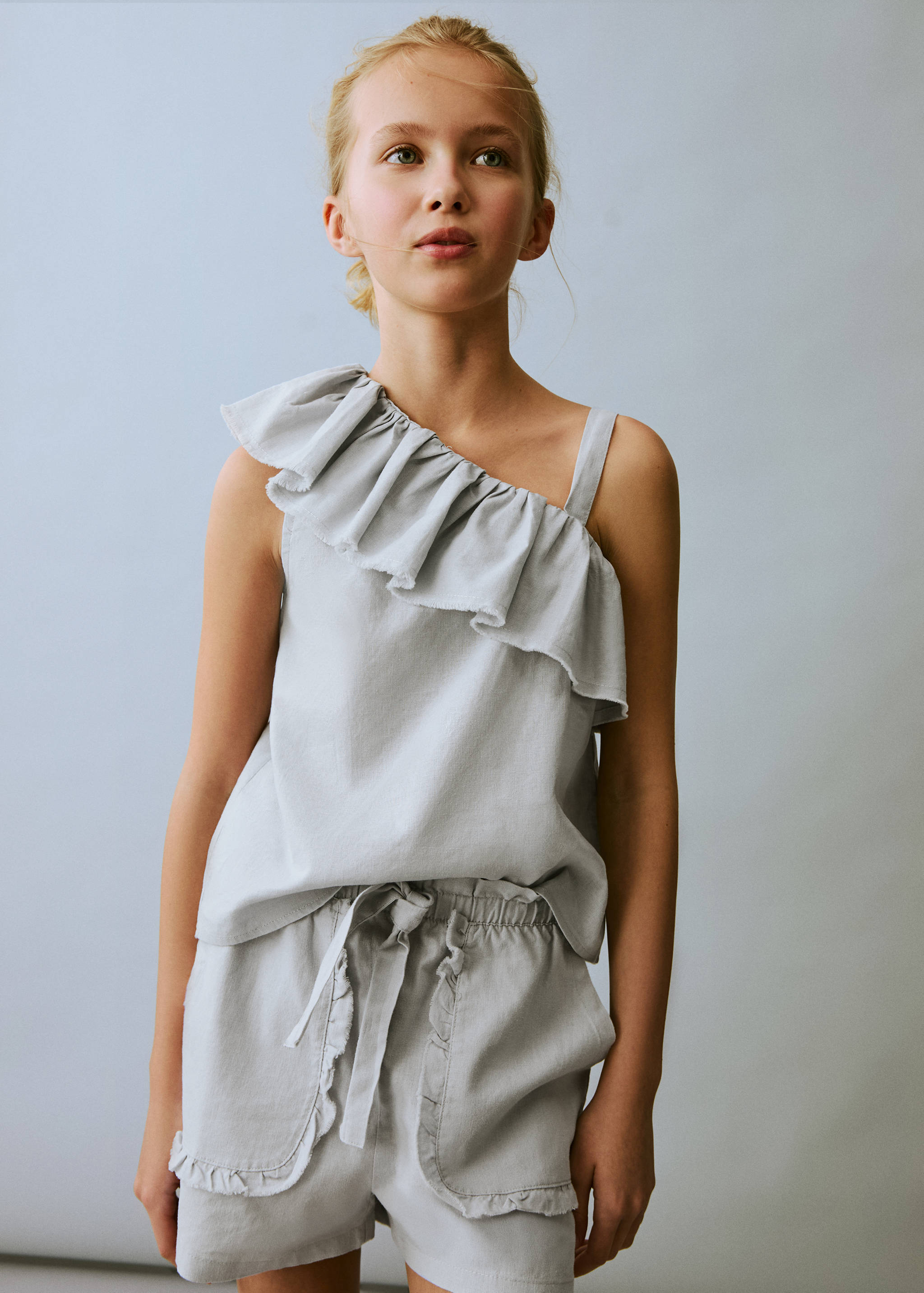 Short lin ceinture - Plan moyen