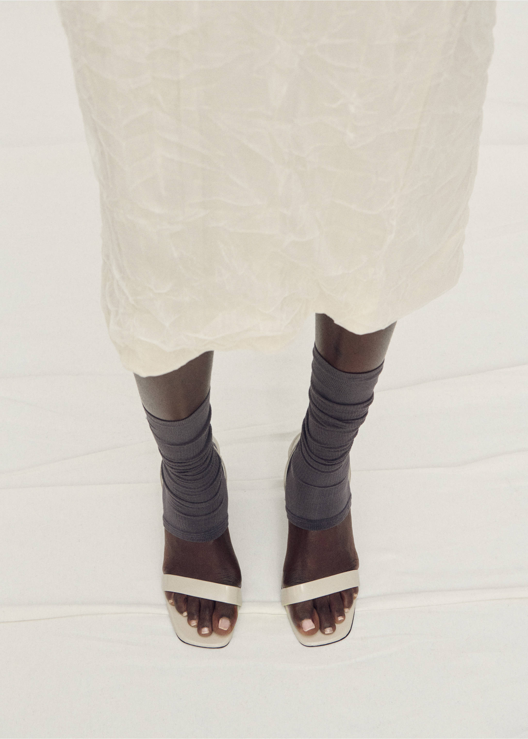 Leather wedge-heel sandals - Details of the article 9, Ice Grey. Ref: 87087711-00.