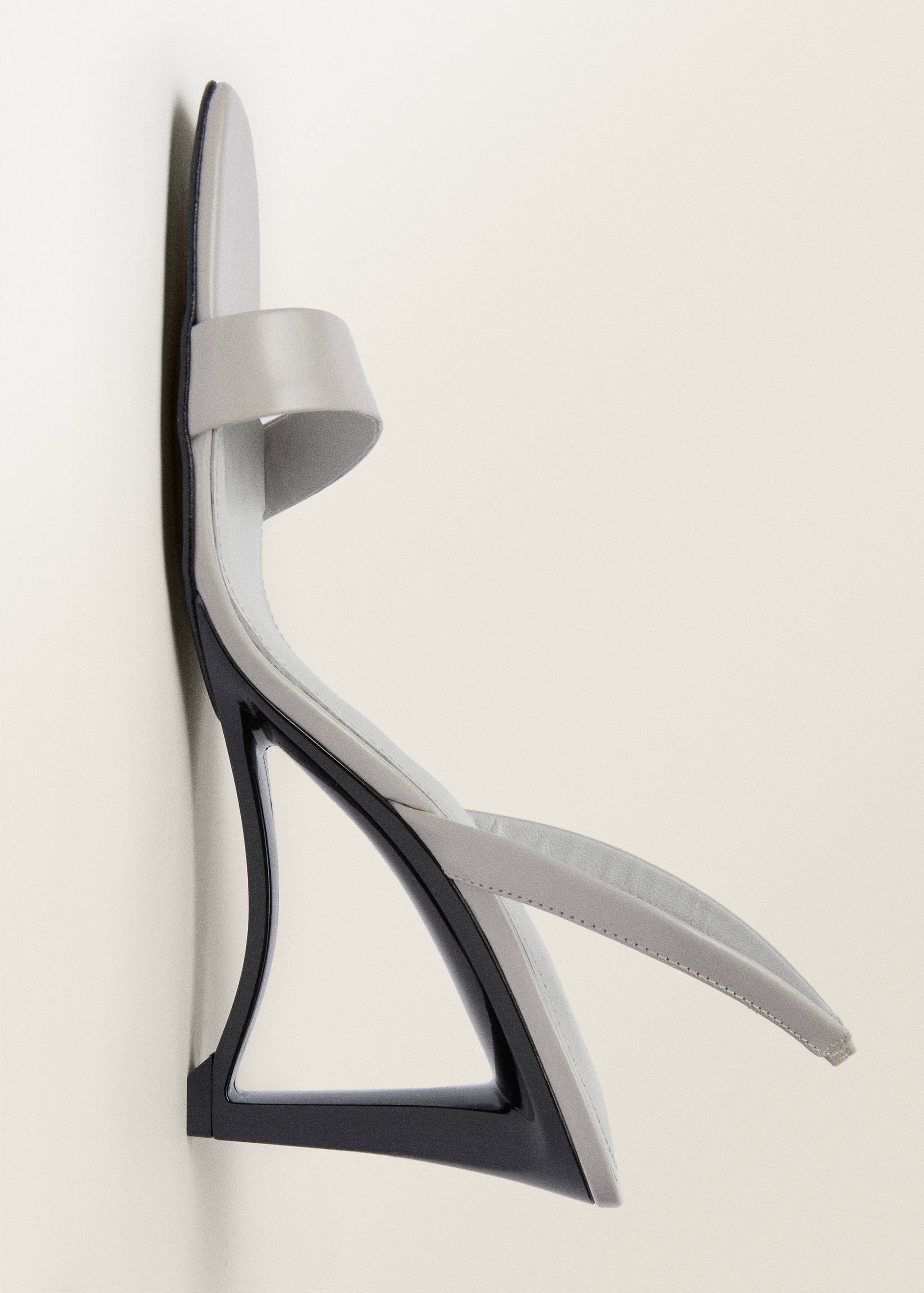 Leather wedge-heel sandals - Details of the article 3