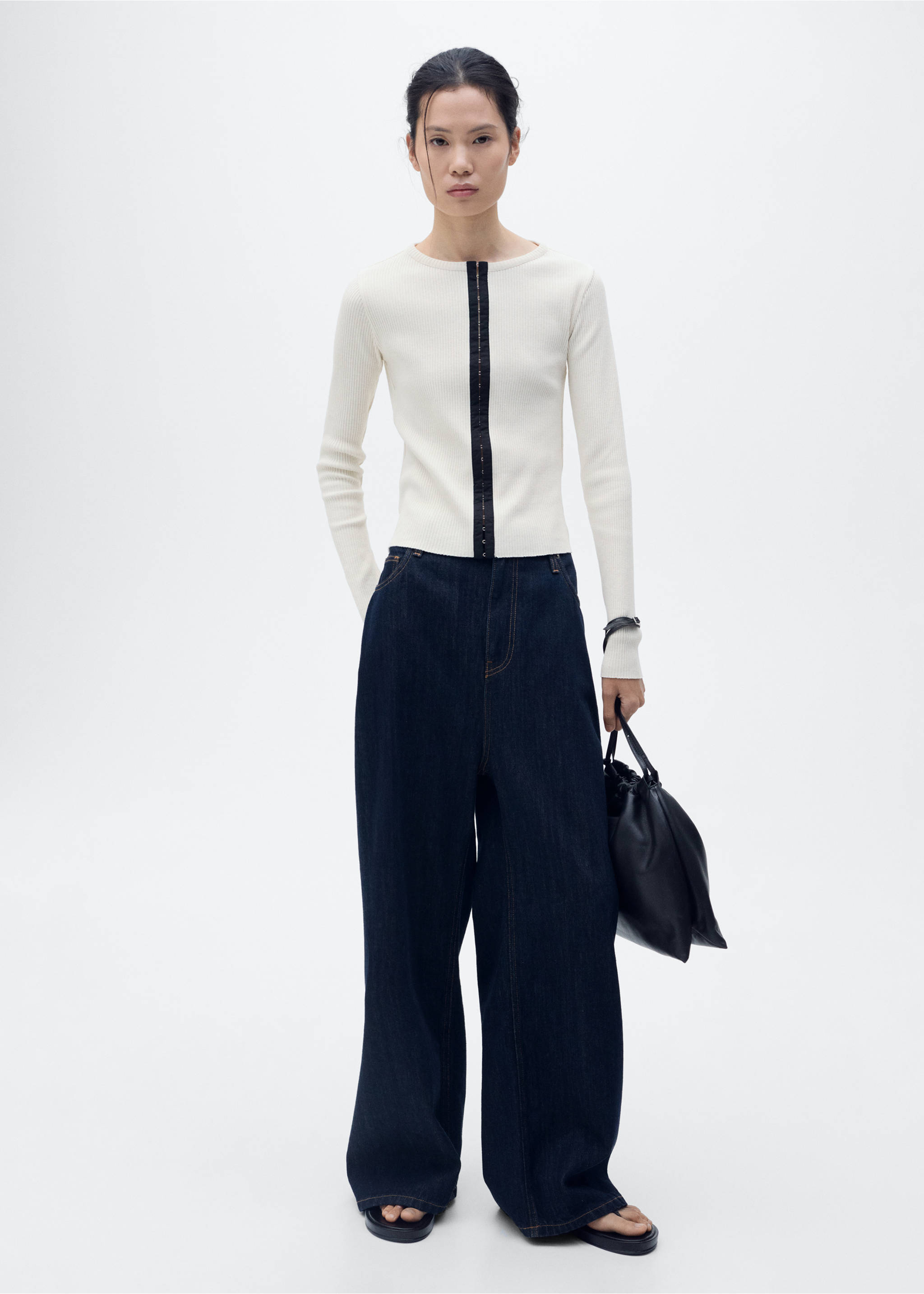 Cotton cardigan with contrasting closure - General plane, Ecru. Ref: 87087712-00.