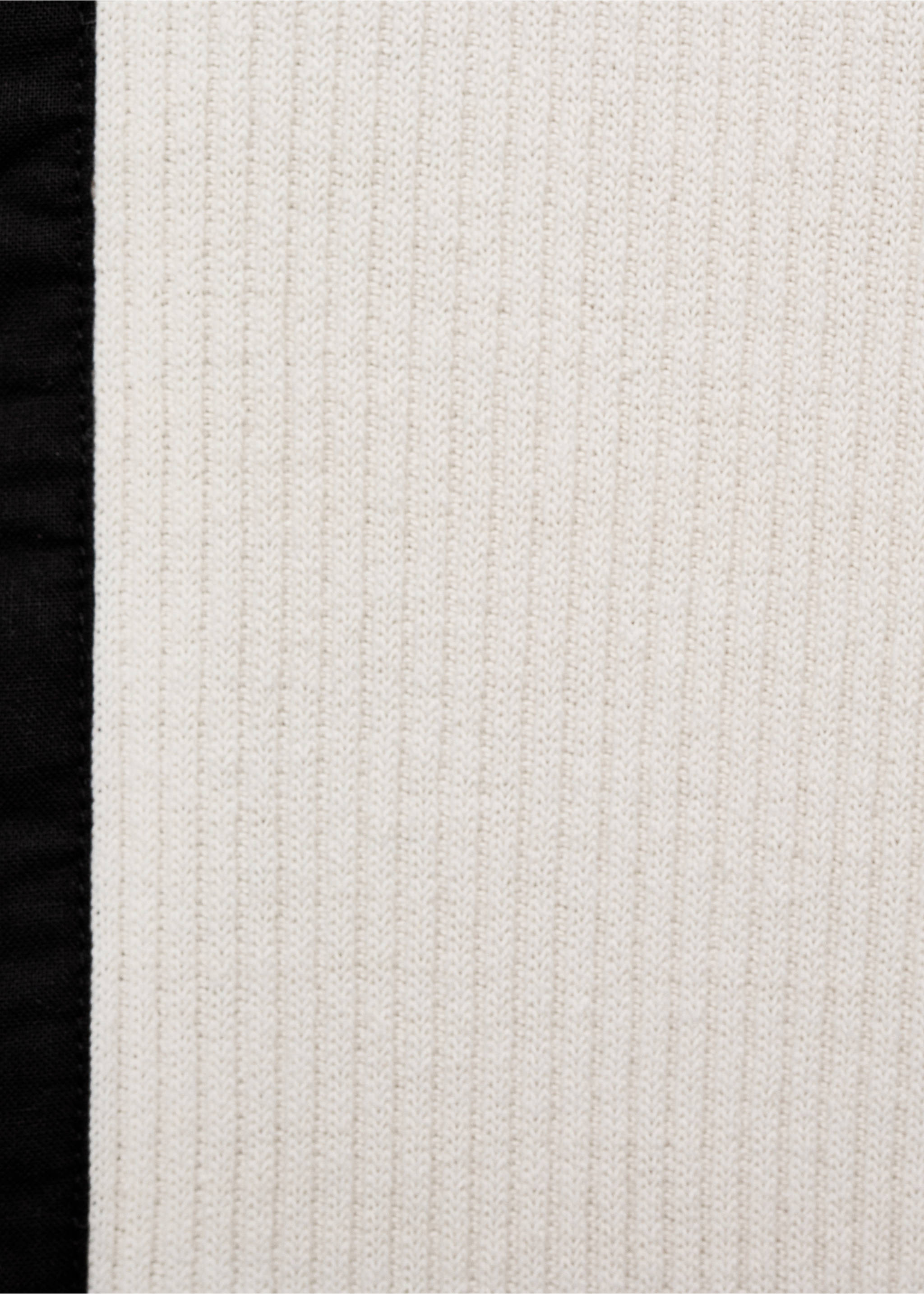 Cotton cardigan with contrasting closure - Details of the article 0, Ecru. Ref: 87087712-00.