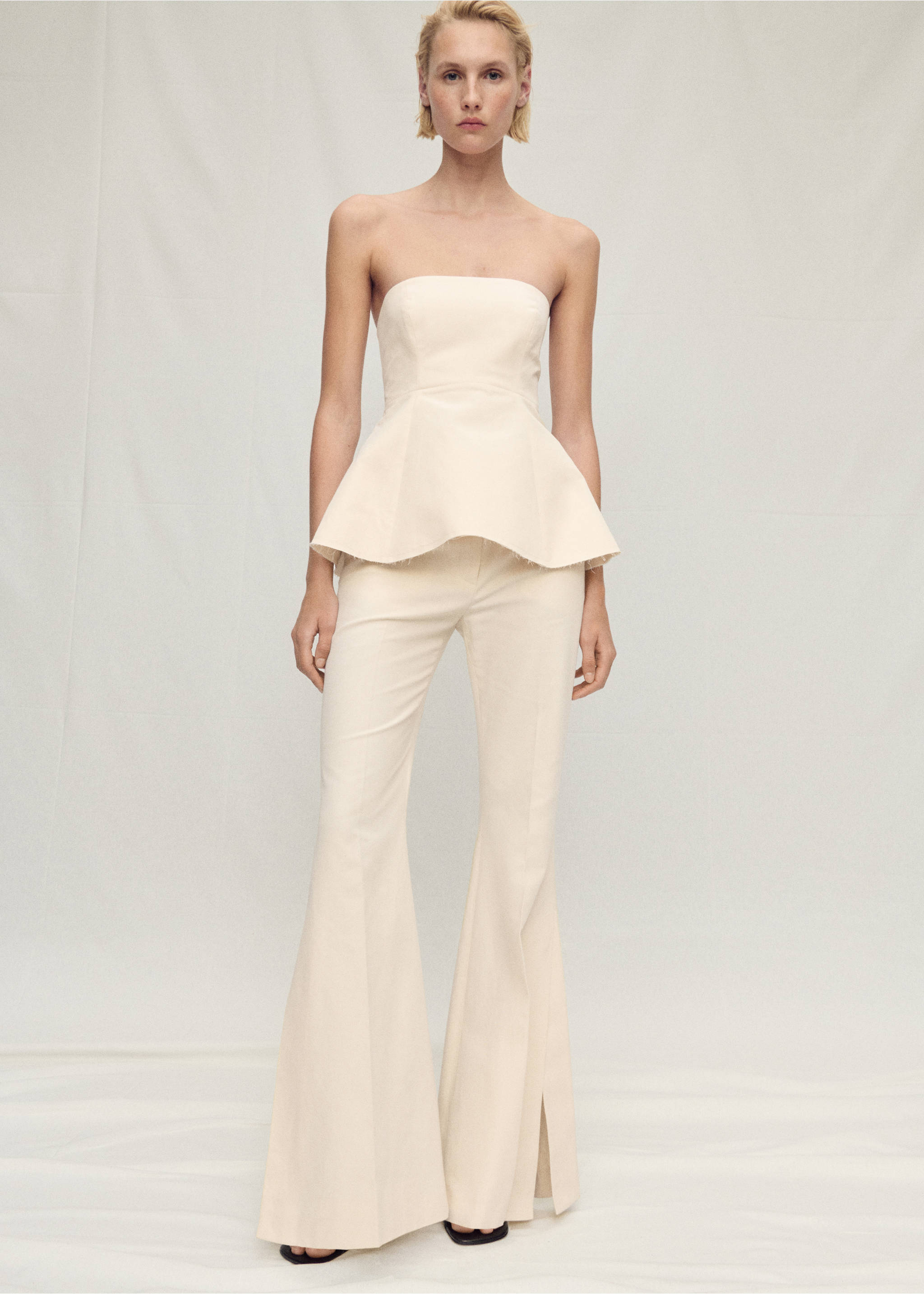 Strapless peplum top - General plane, Vanilla. Ref: 87087718-00.