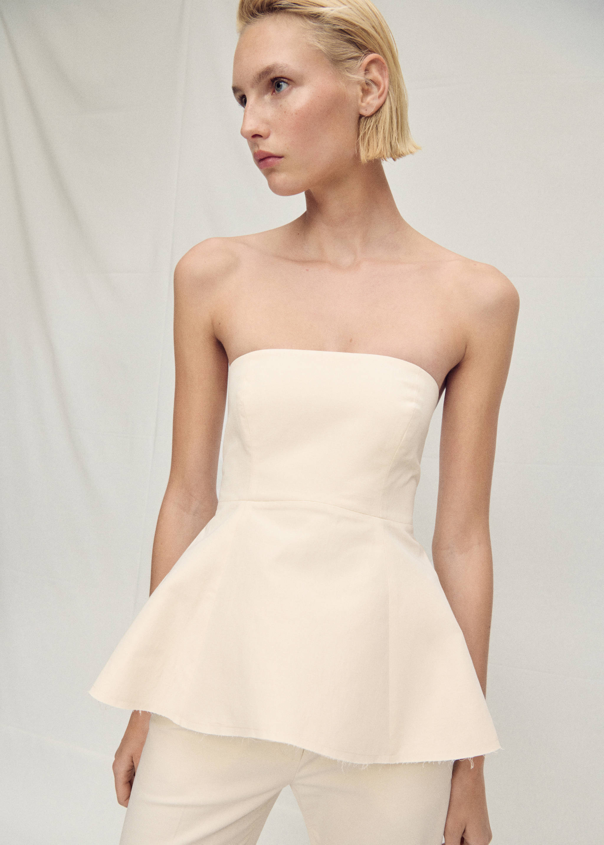 Top bustier péplum - Plan moyen