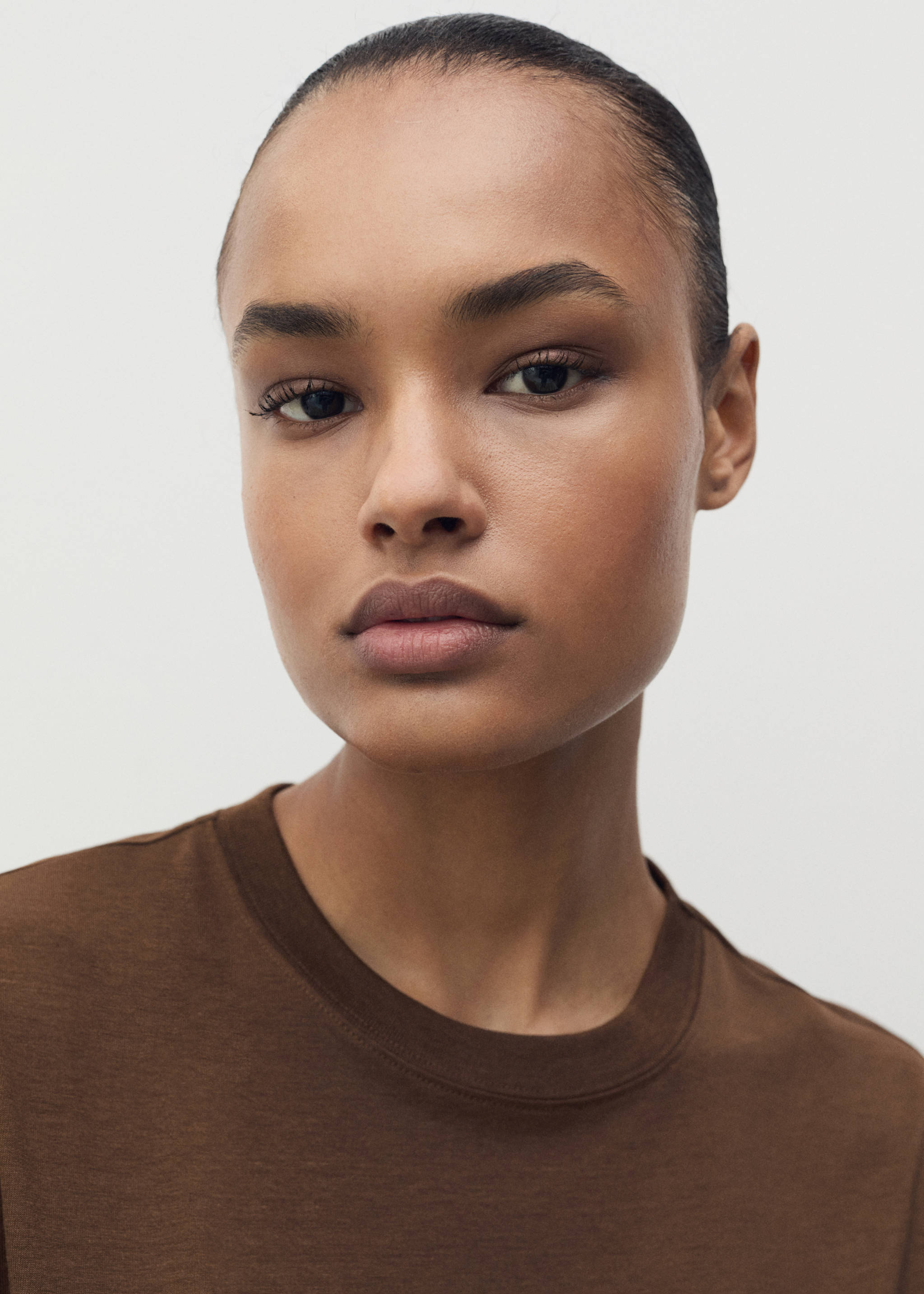 Kurzärmliges T-Shirt aus Lyocell - Detail des Artikels 1