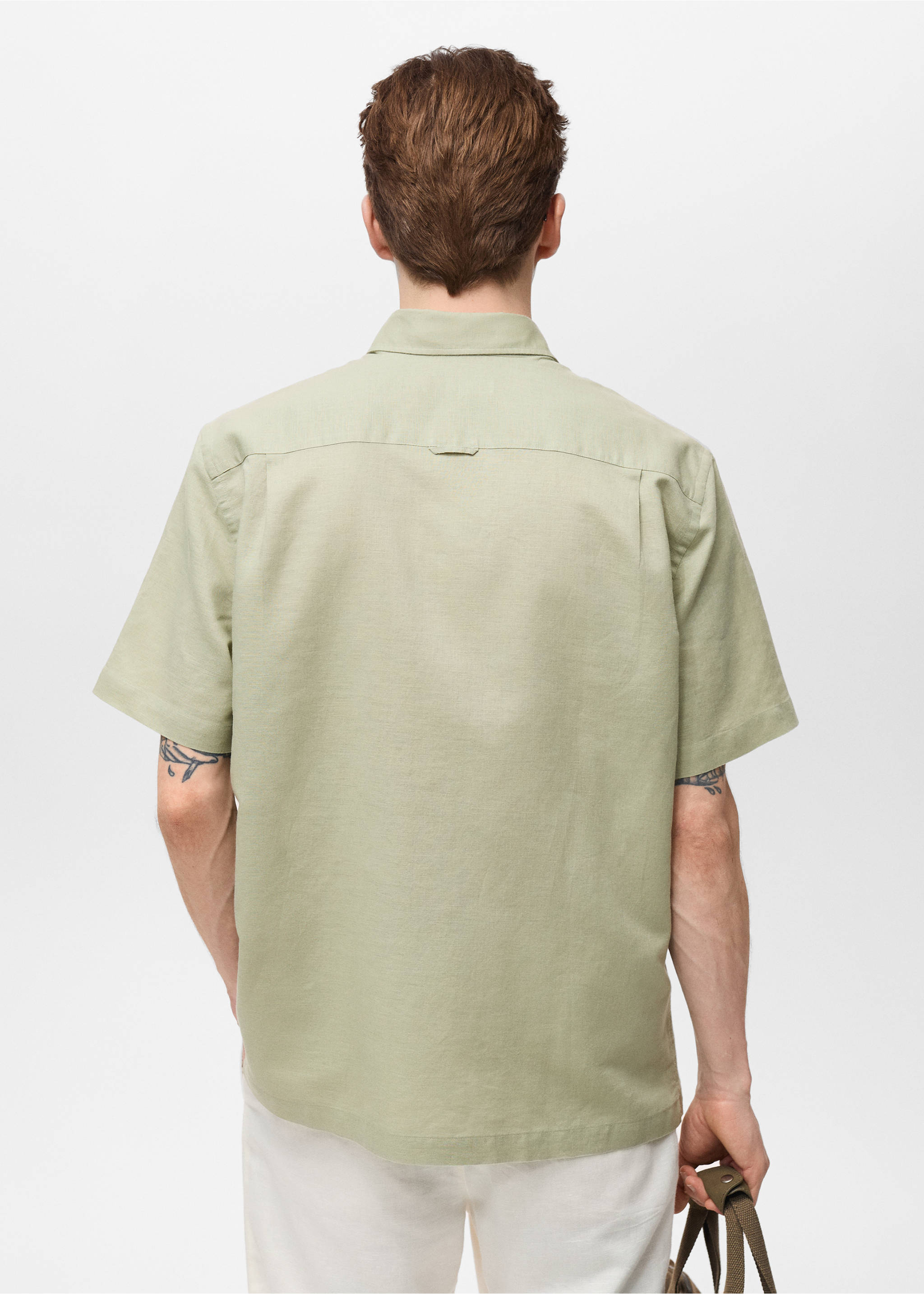 Kurzärmliges Leinenhemd - Rückseite des Artikels, Pastellgrün. Ref: 87087889-00.