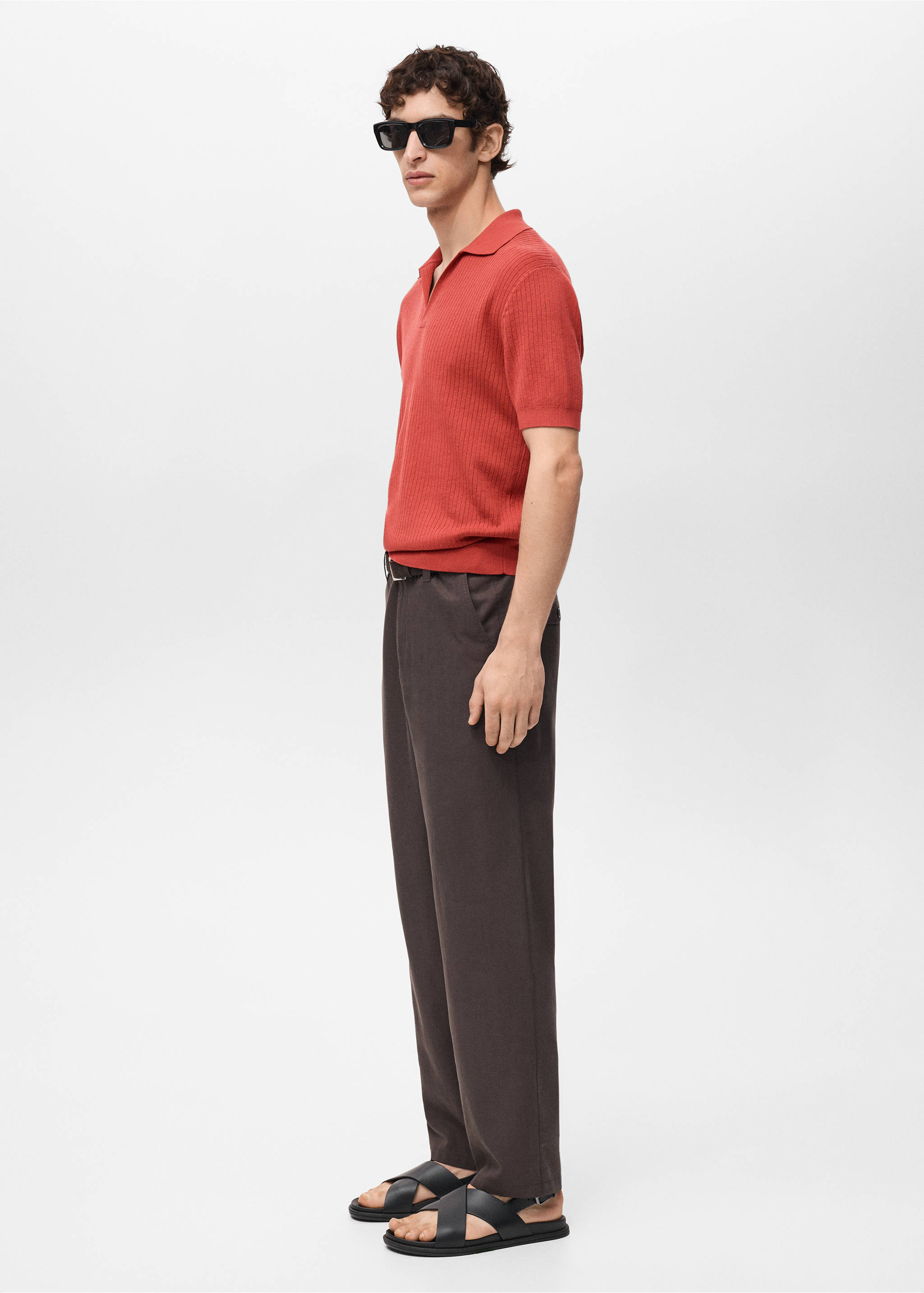 Polo de 100% algodão com estrutura canelada - Pormenor do artigo 2, Vermelho. Ref: 87087896-00.