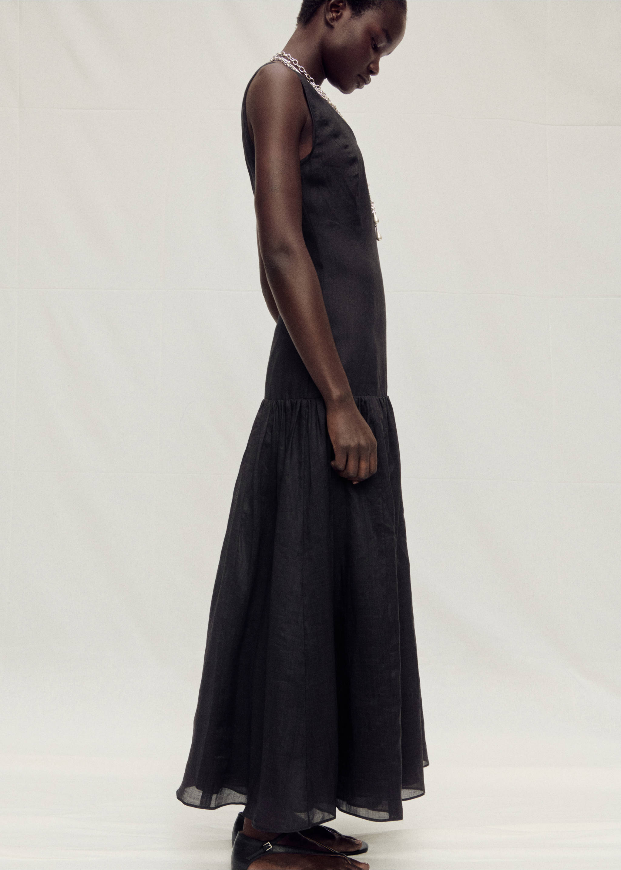 Rochie lungă din in cu panou împletit - Detaliu al articolului 2, Negru. Ref: 87087899-00.