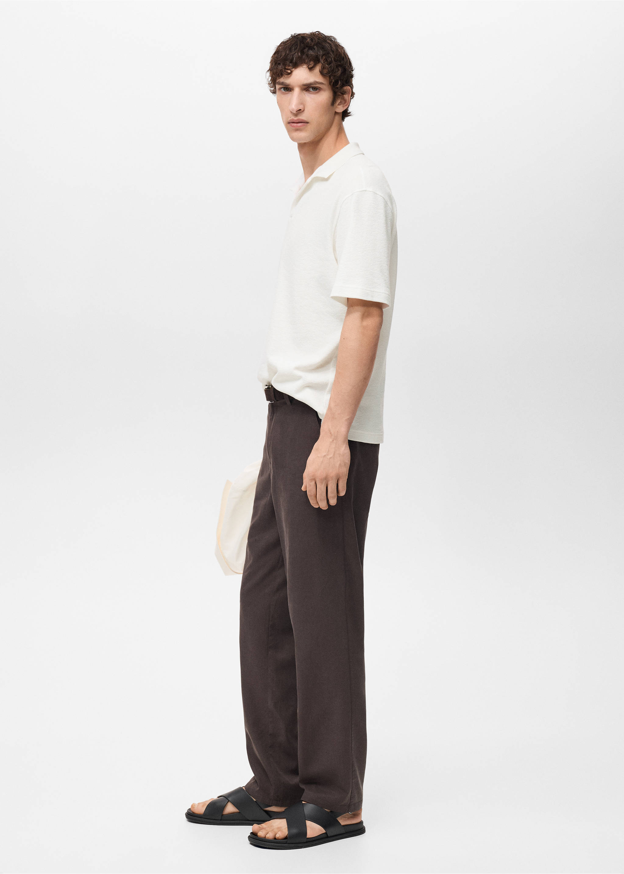 Polo algodón relaxed fit textura - Detalle del artículo 2, Crudo. Ref: 87087901-00.