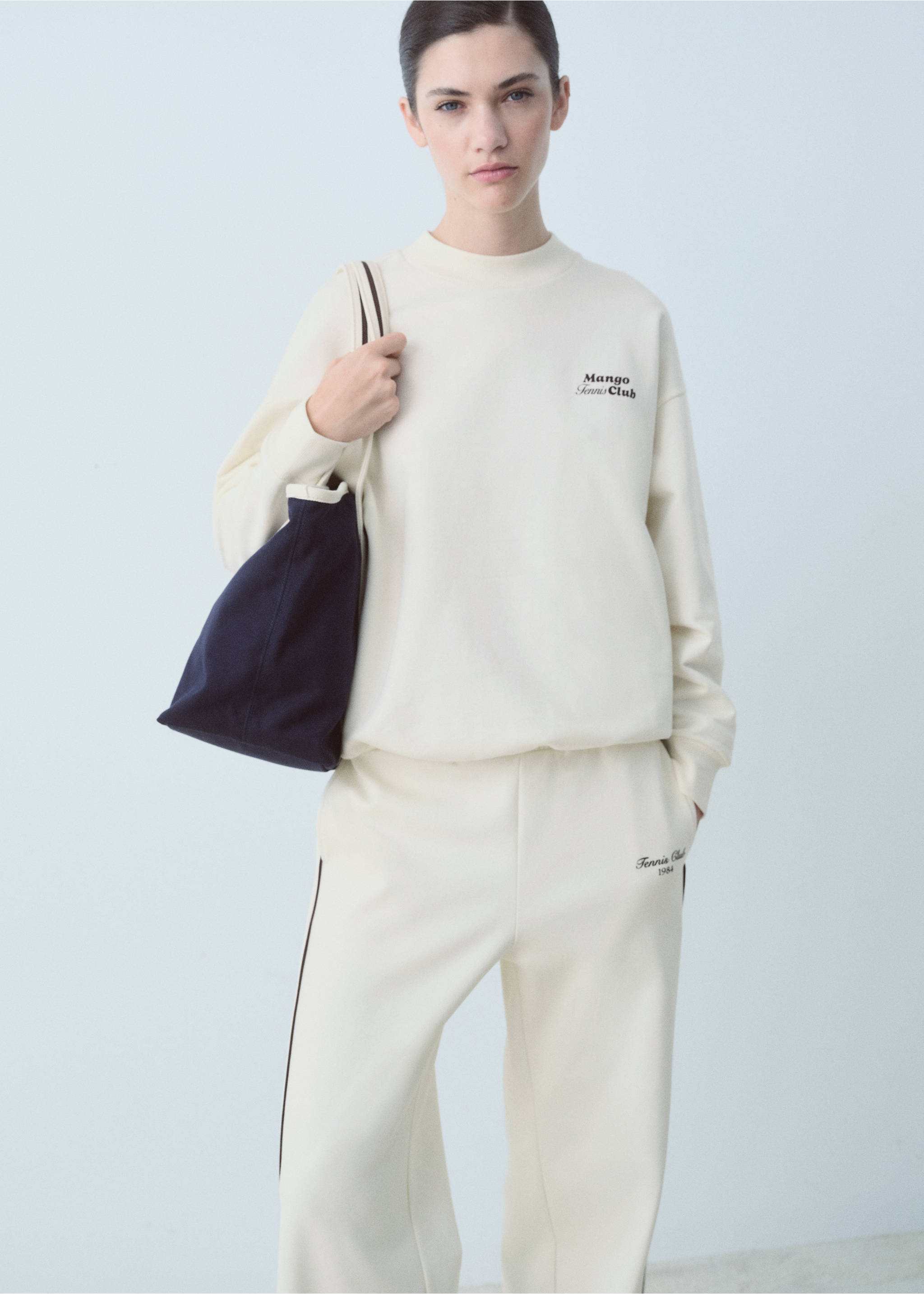Baumwoll-Sweatshirt mit aufgedrucktem Schriftzug - Mittlere Ansicht, Ecru. Ref: 87087903-00.