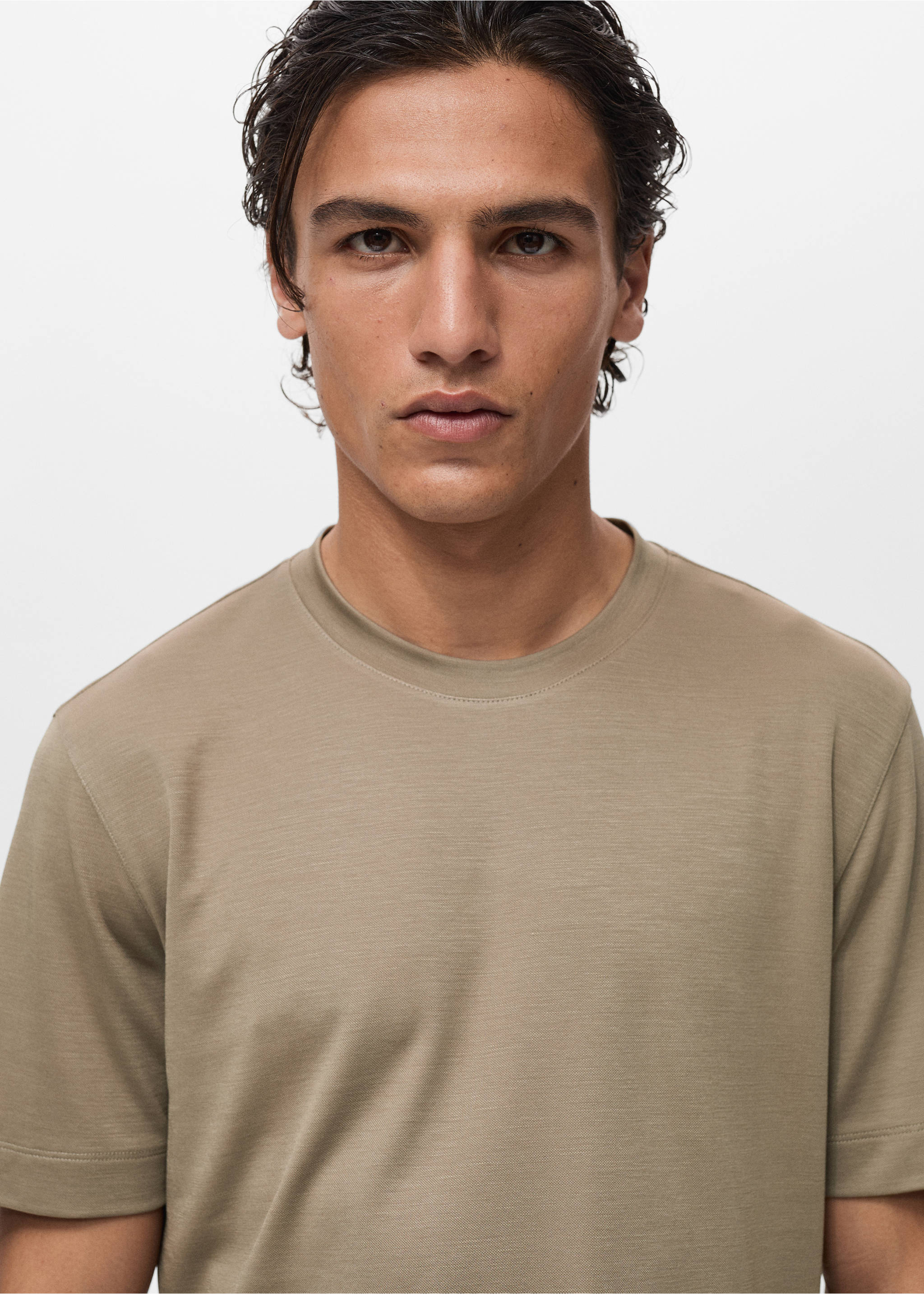 Short-sleeved lyocell t-shirt - Details of the article 1, Mink Grey. Ref: 87087907-00.