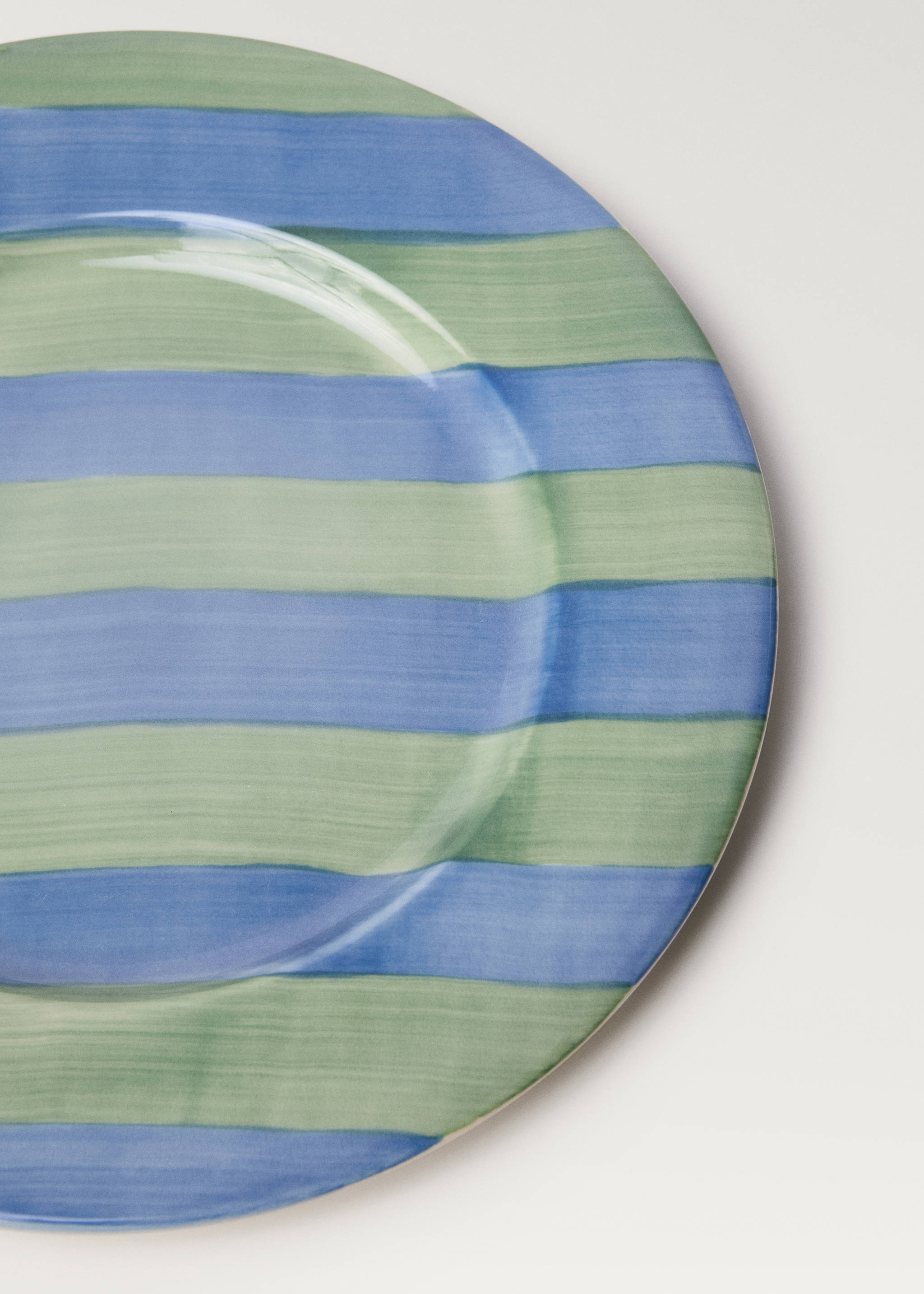 Platzteller aus Steingut mit Streifen - Detail des Artikels 2