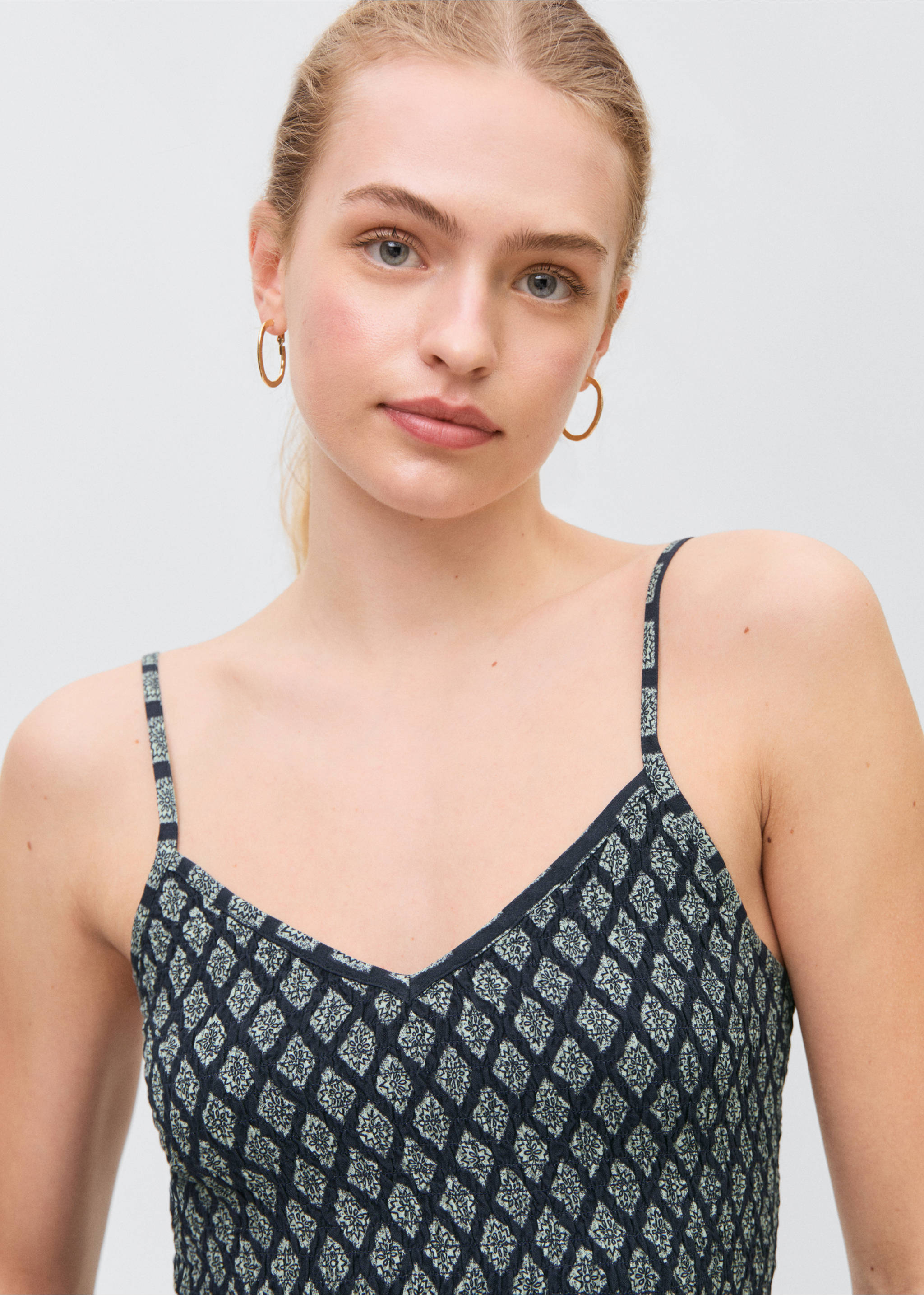 Ruffle printed top - Details of the article 1, Navy. Ref: 87088264-00.