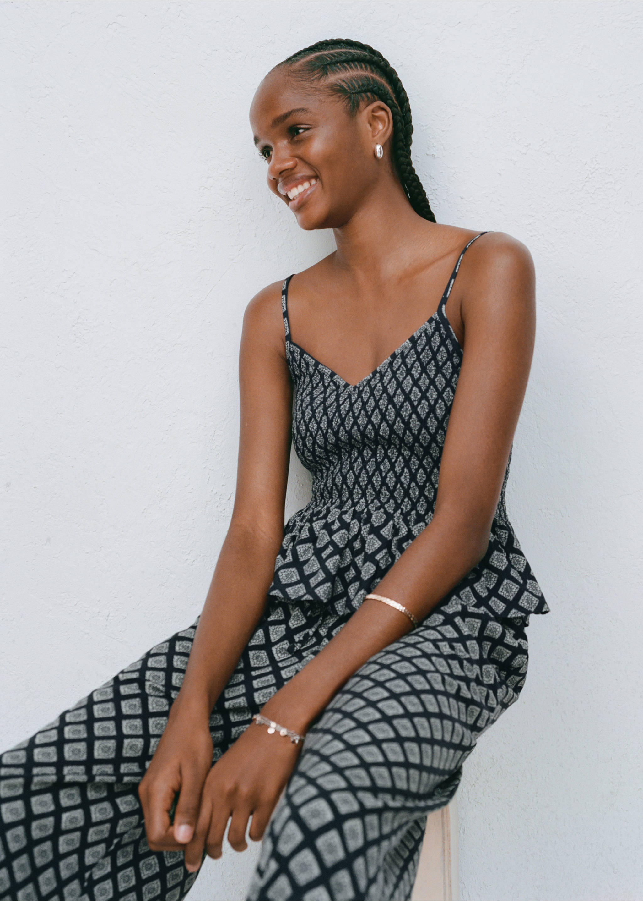 Ruffle printed top - Details of the article 5, Navy. Ref: 87088264-00.
