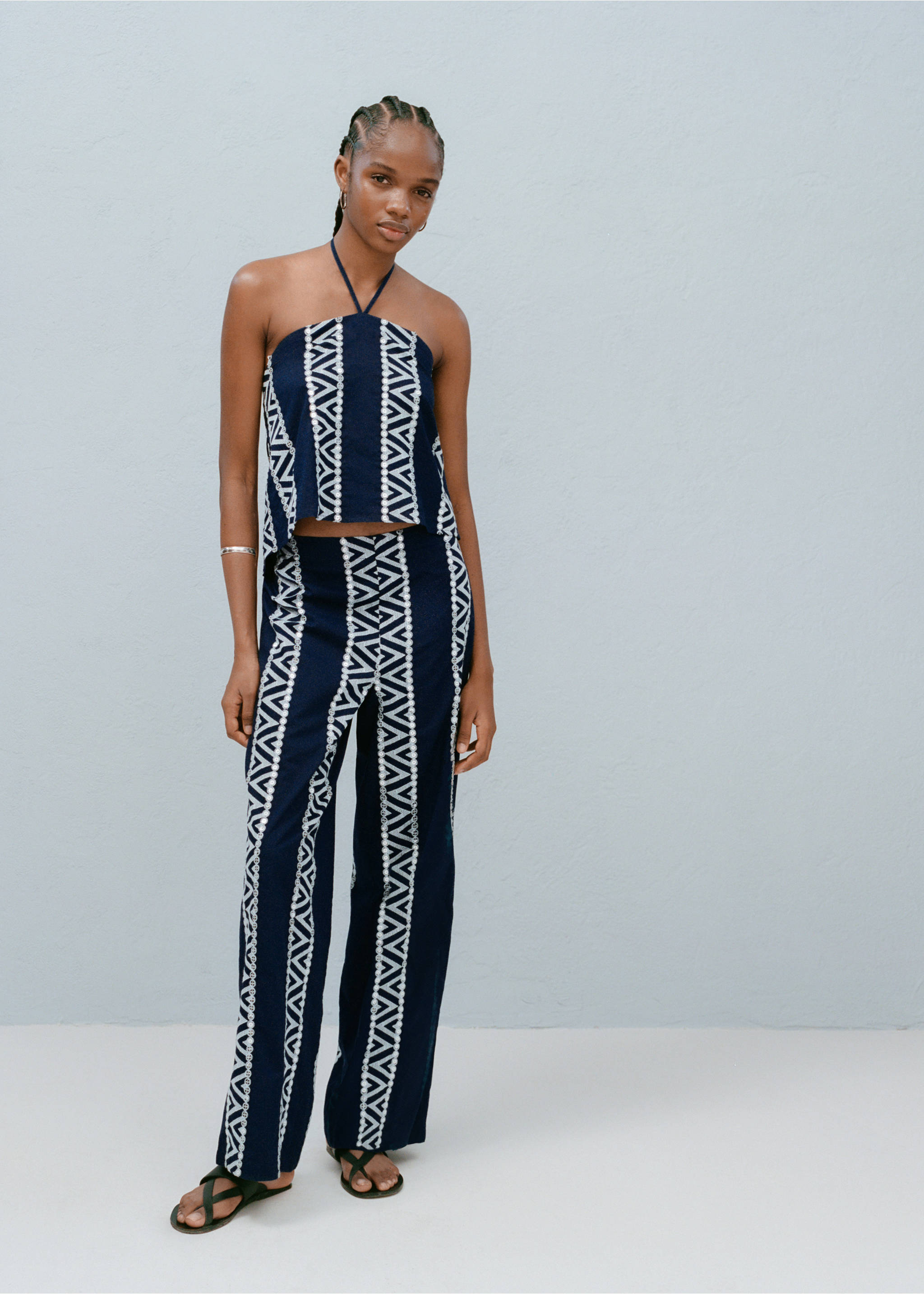 Embroidered straight-fit trousers - Details of the article 5, Navy. Ref: 87088269-00.