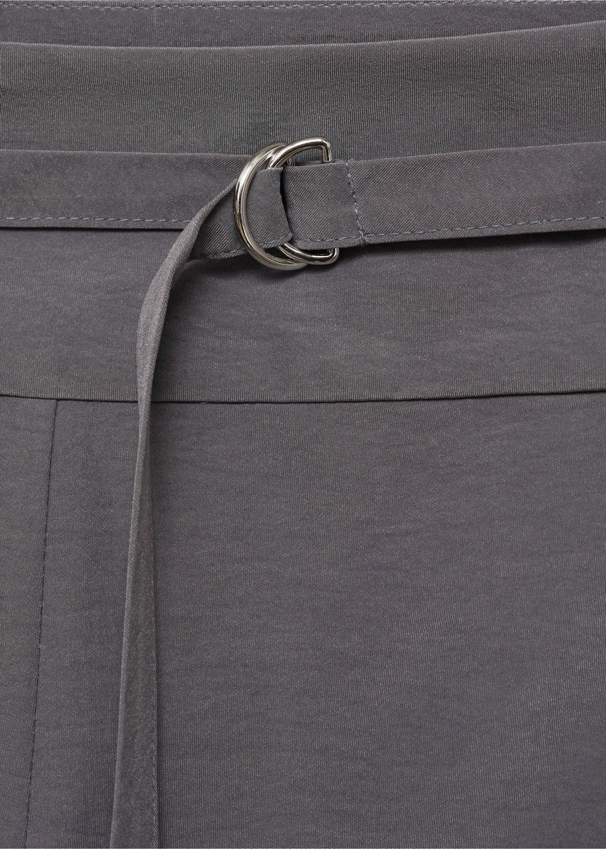 Pantalón recto cinturón fino - Detalle del artículo 8, Gris. Ref: 87088644-00.