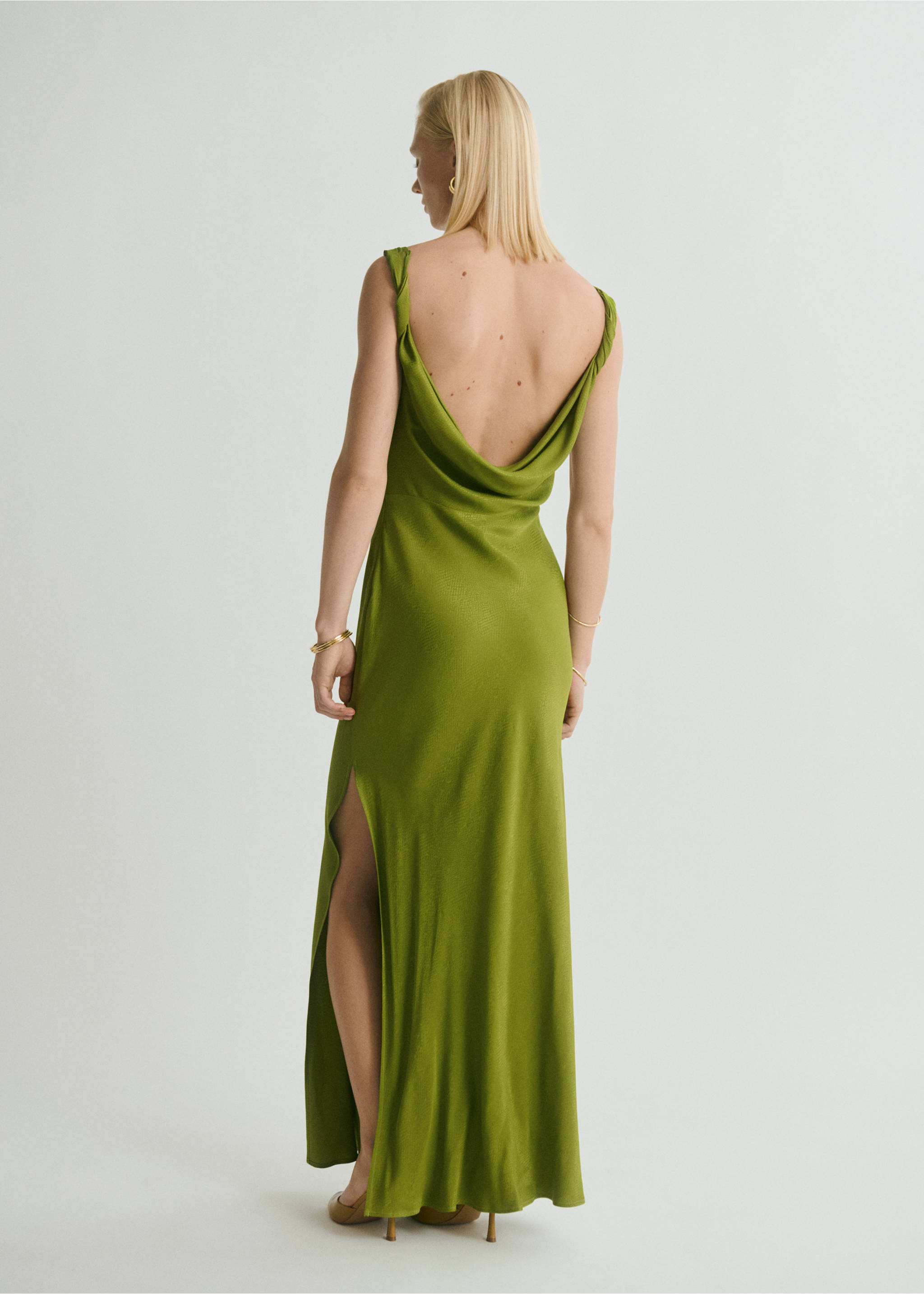 Textured dress with draped neckline - Reverse of the article, Green. Ref: 87088652-00.