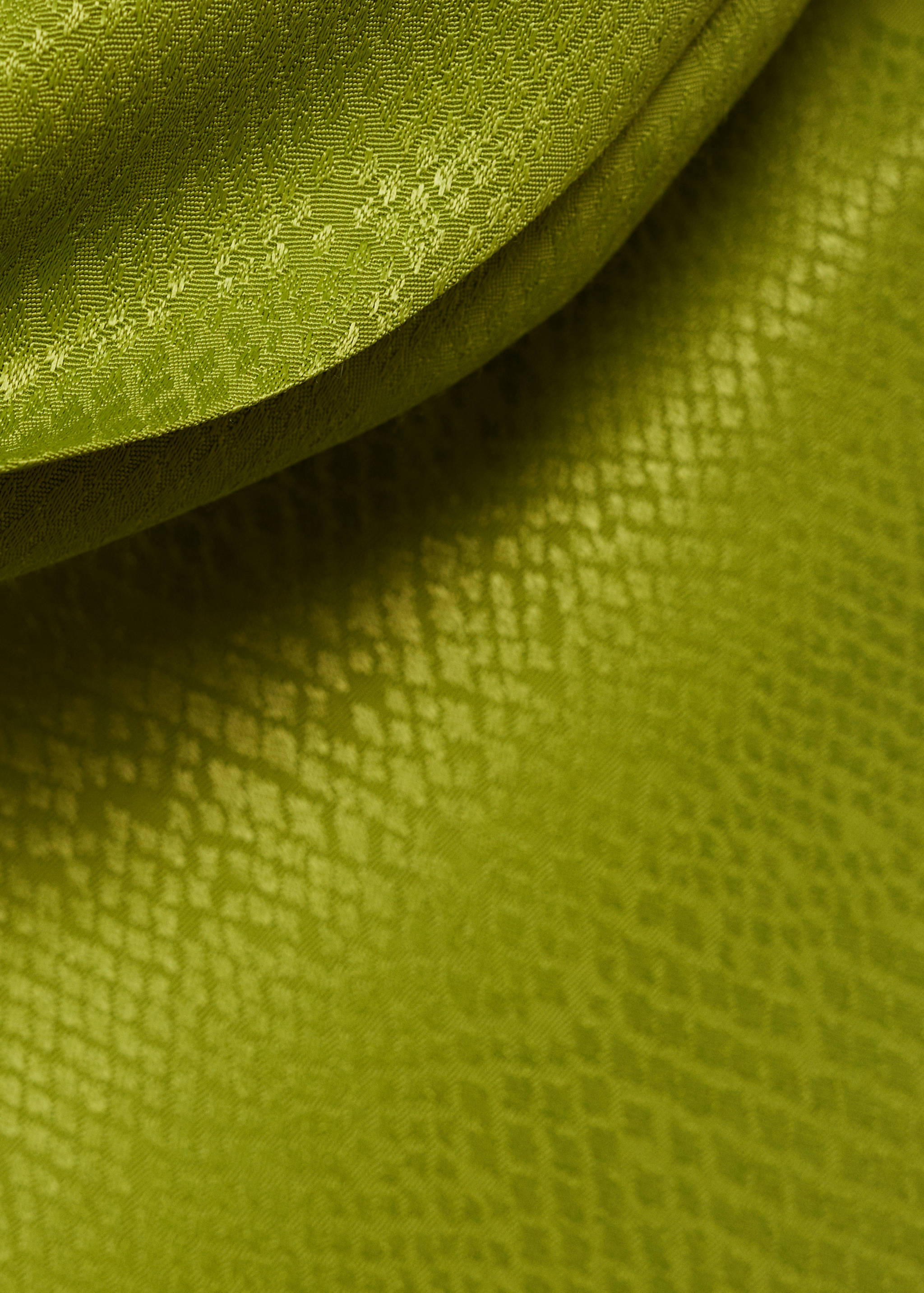 Šaty s texturou a nařaseným výstřihem - Detail zboží 8