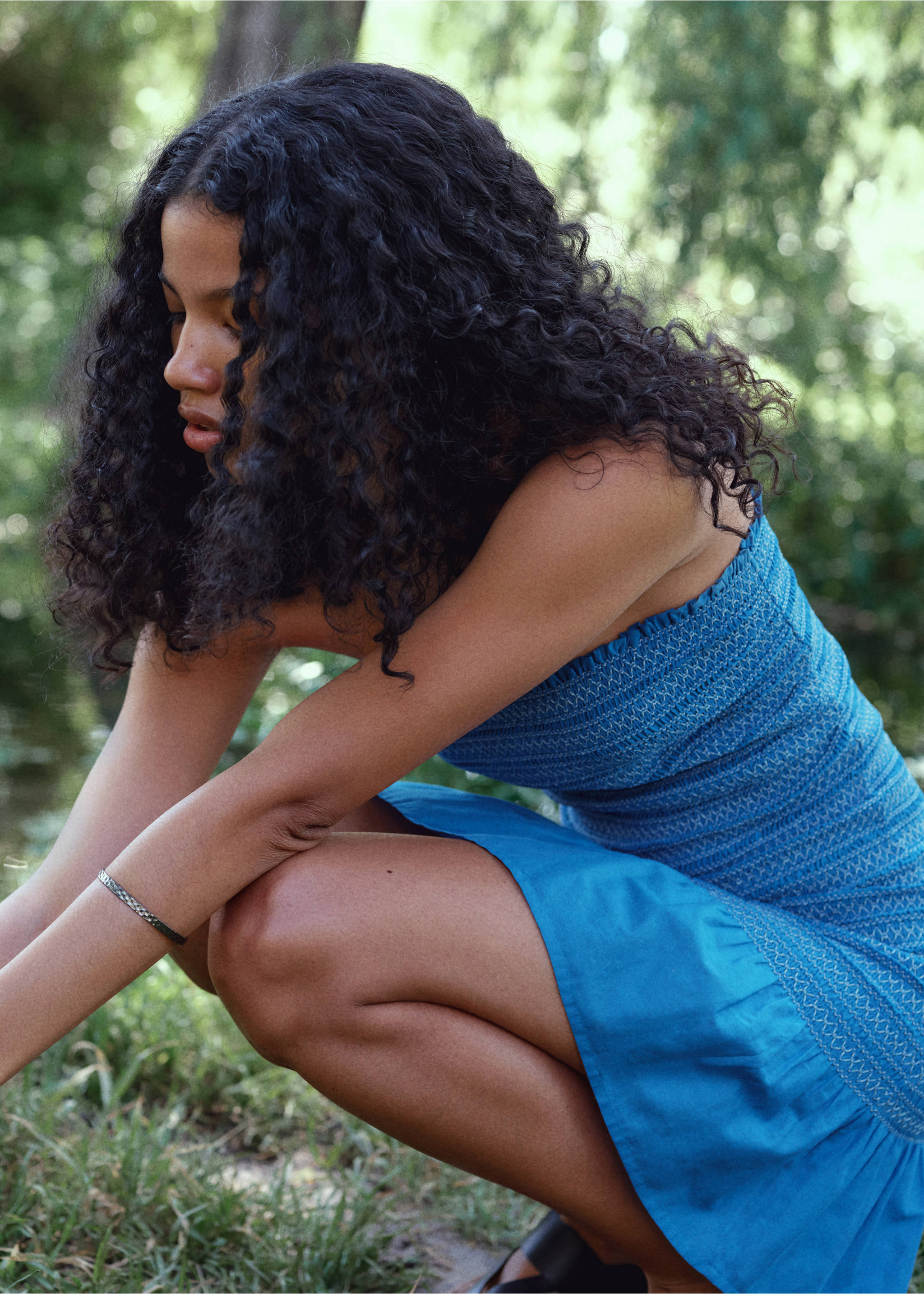 Embroidered flounce dress - Details of the article 3, Vibrant blue. Ref: 87089213-00.