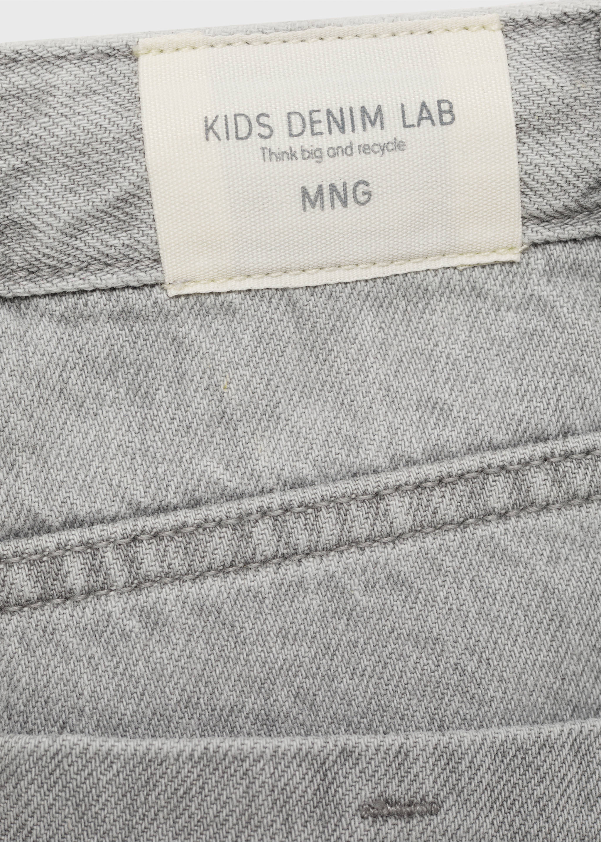Džíny culottes s roztřepeným spodním lemem - Detail zboží 0, Šedá denim. Ref: 87090414-00.