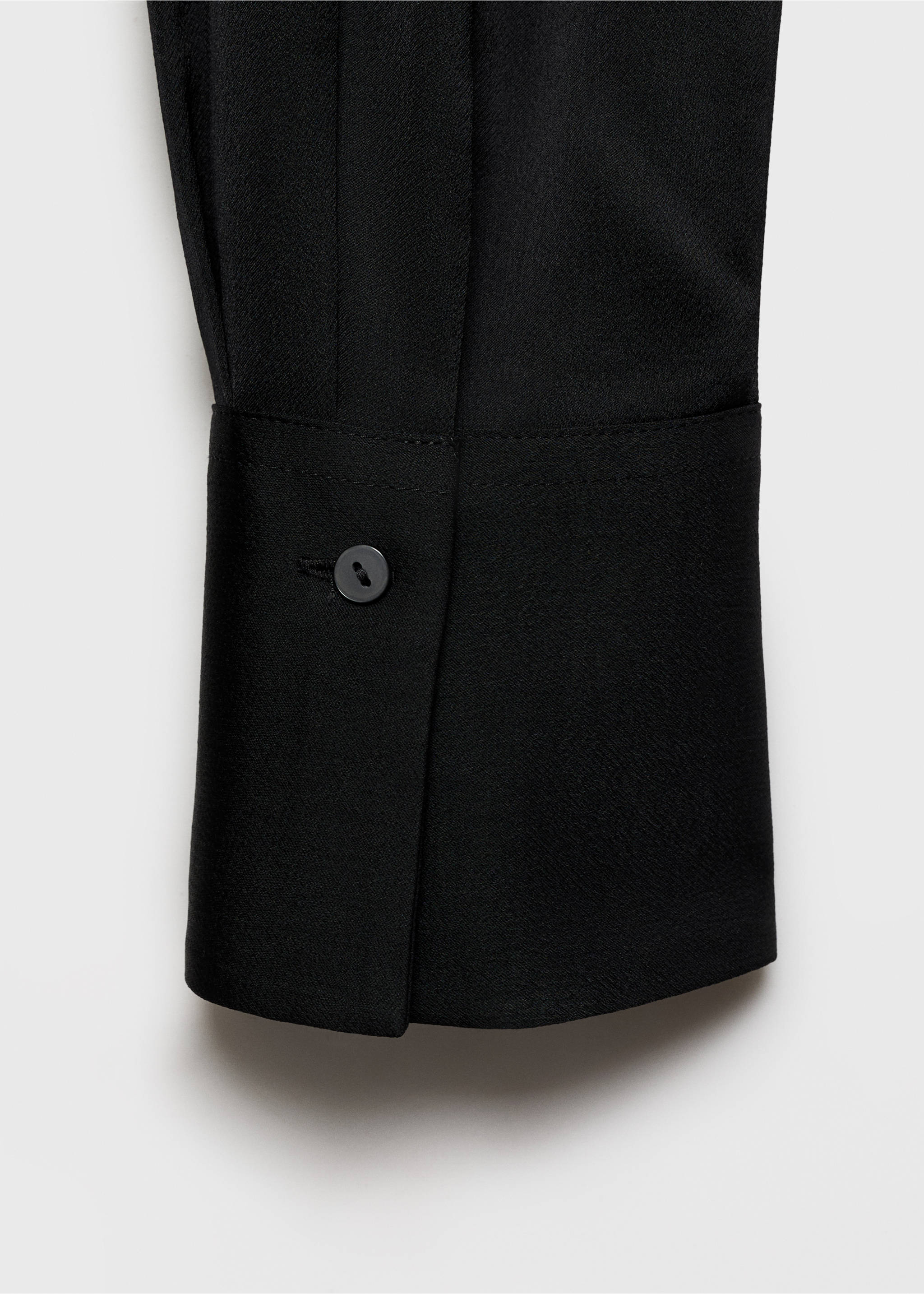 Chemise fluide satinée - Détail de l'article 0, Noir. Ref: 87090415-00.