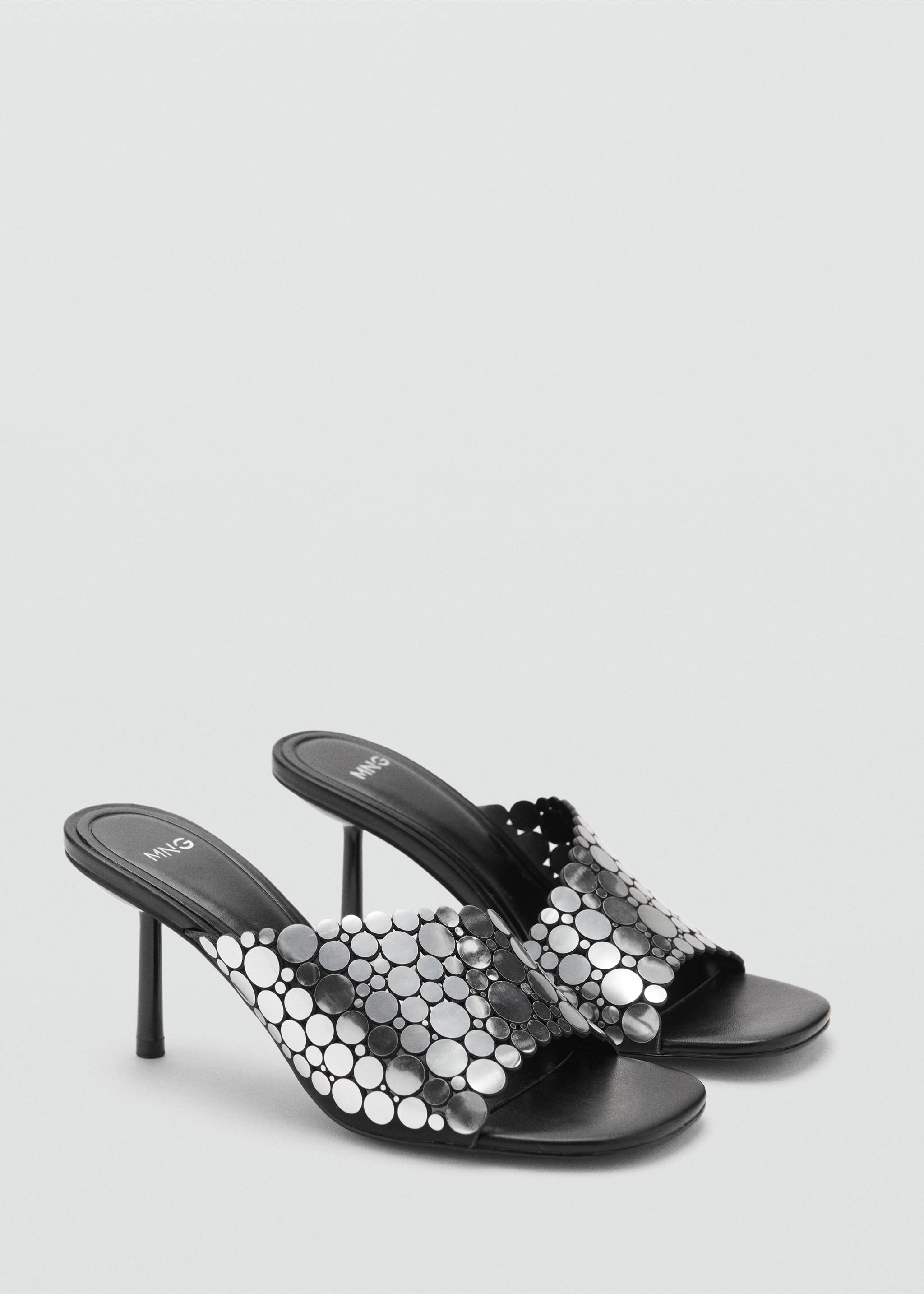 Heeled sandals with metal decorations - Medium plane, Black. Ref: 87090418-00.