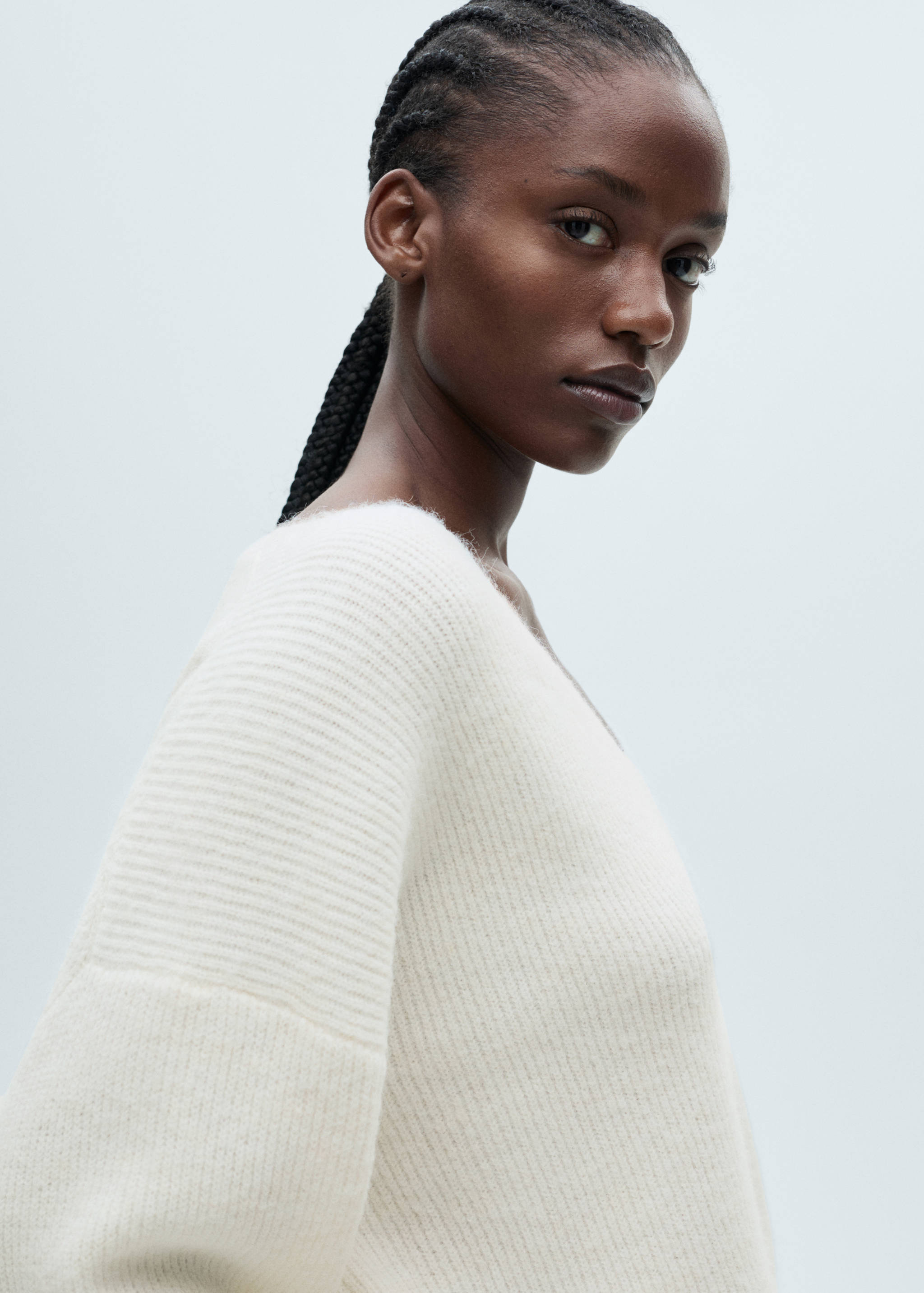 V-neck knit sweater - Details of the article 4