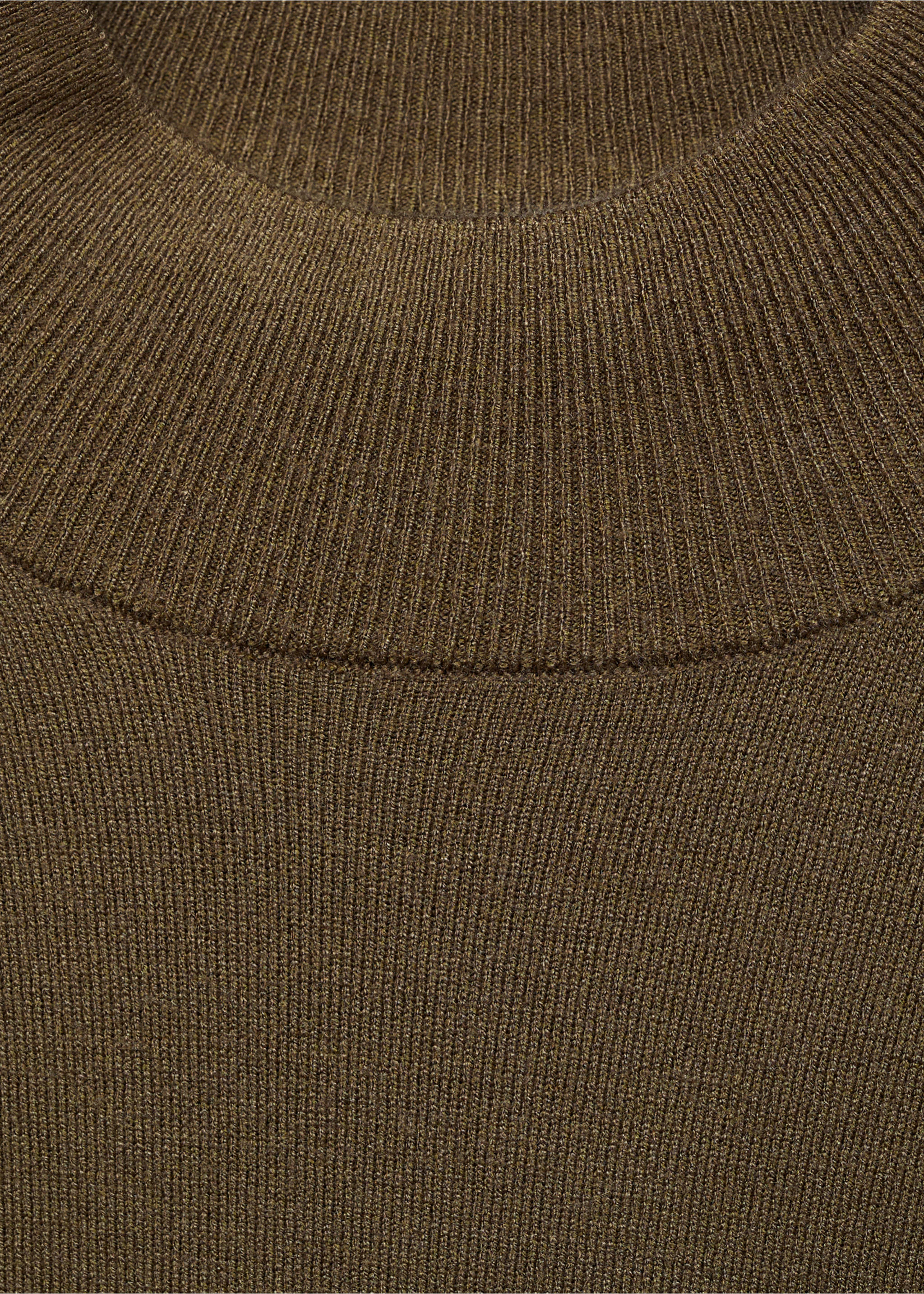 Perkins neck knitted sweater - Details of the article 8, Khaki. Ref: 87090430-00.