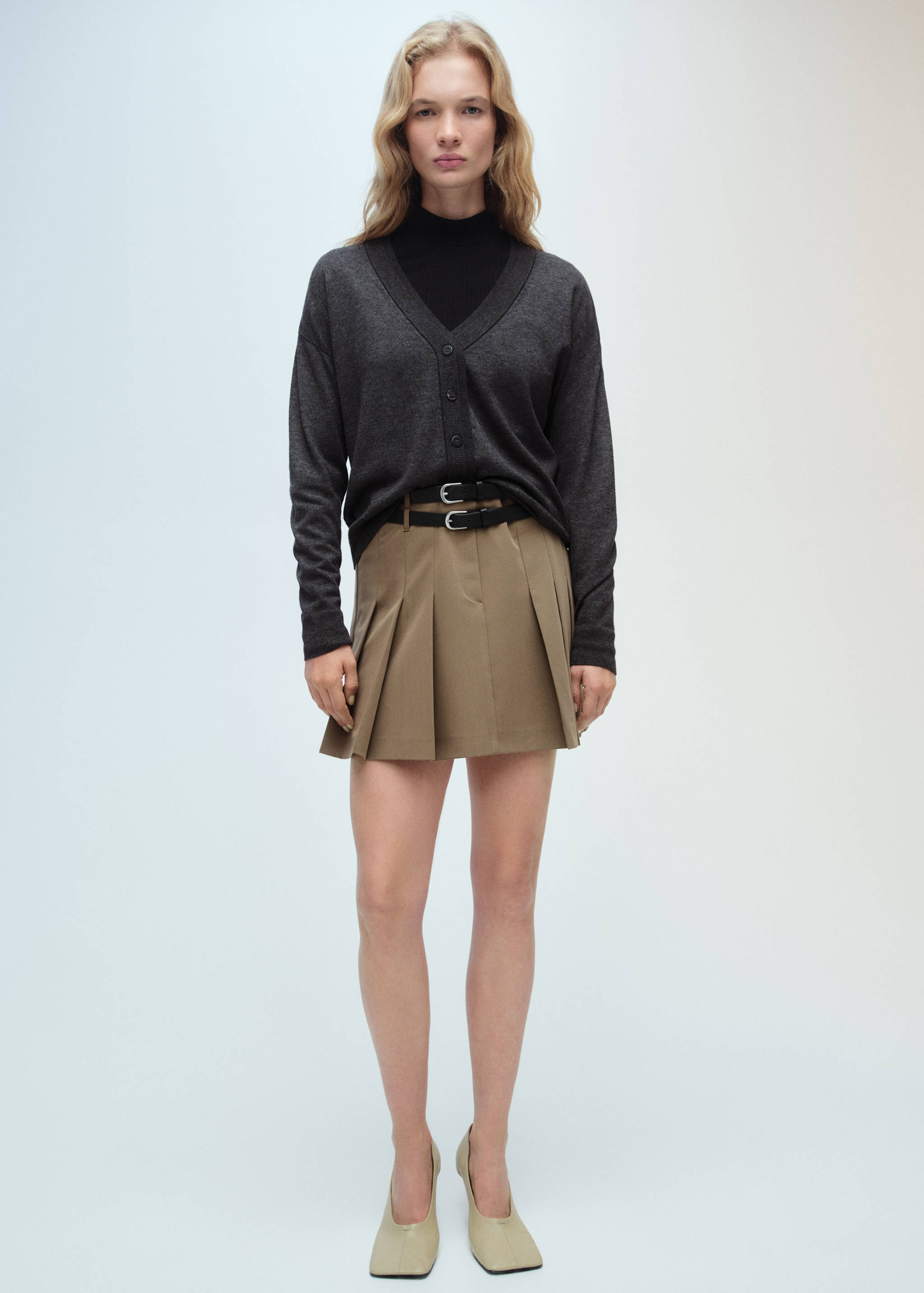 Strickcardigan mit V-Ausschnitt - Allgemeine Ansicht