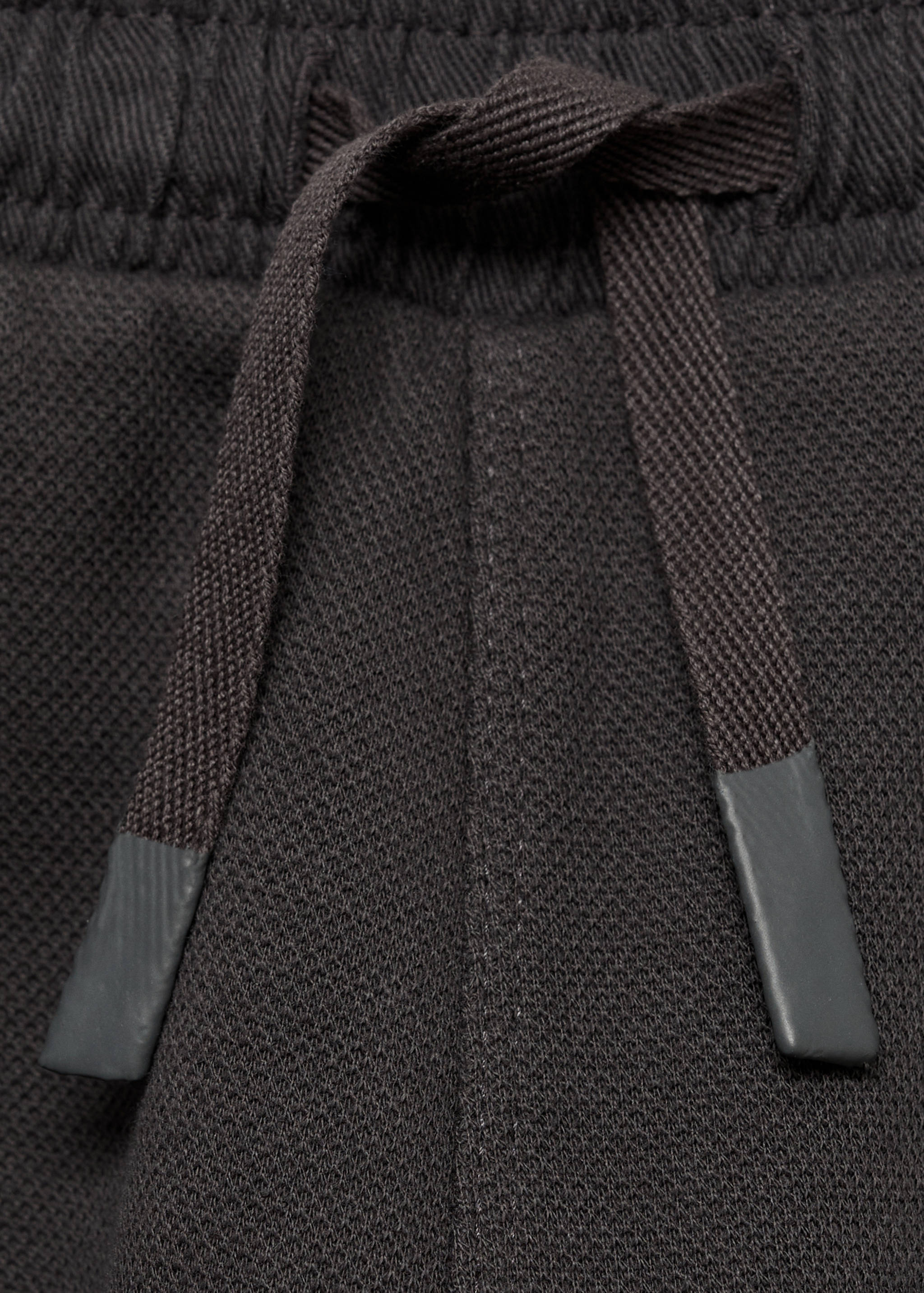 Jogger trousers with elastic waist - Details of the article 8