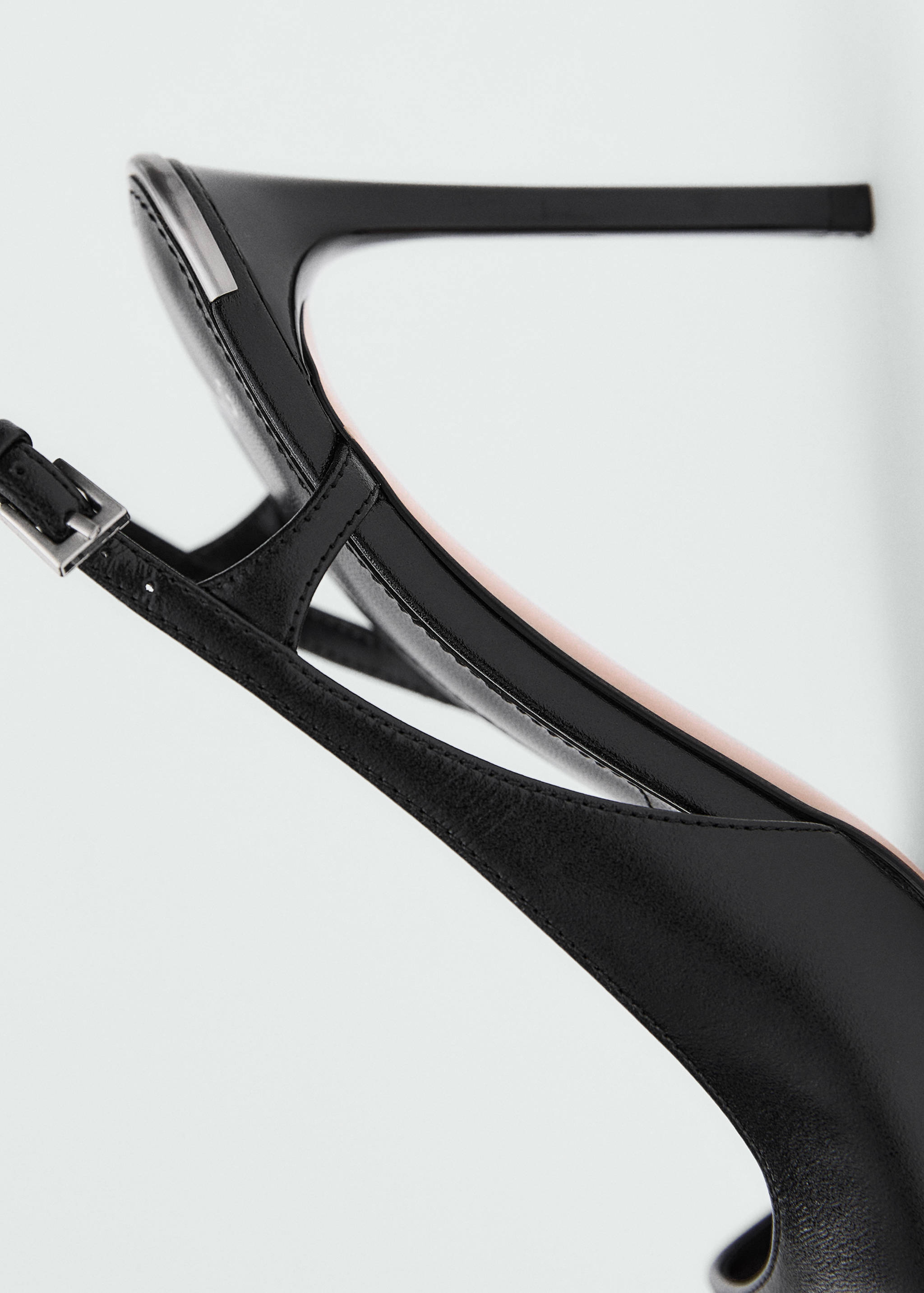 Sandales cuir talon asymétrique - Détail de l'article 1