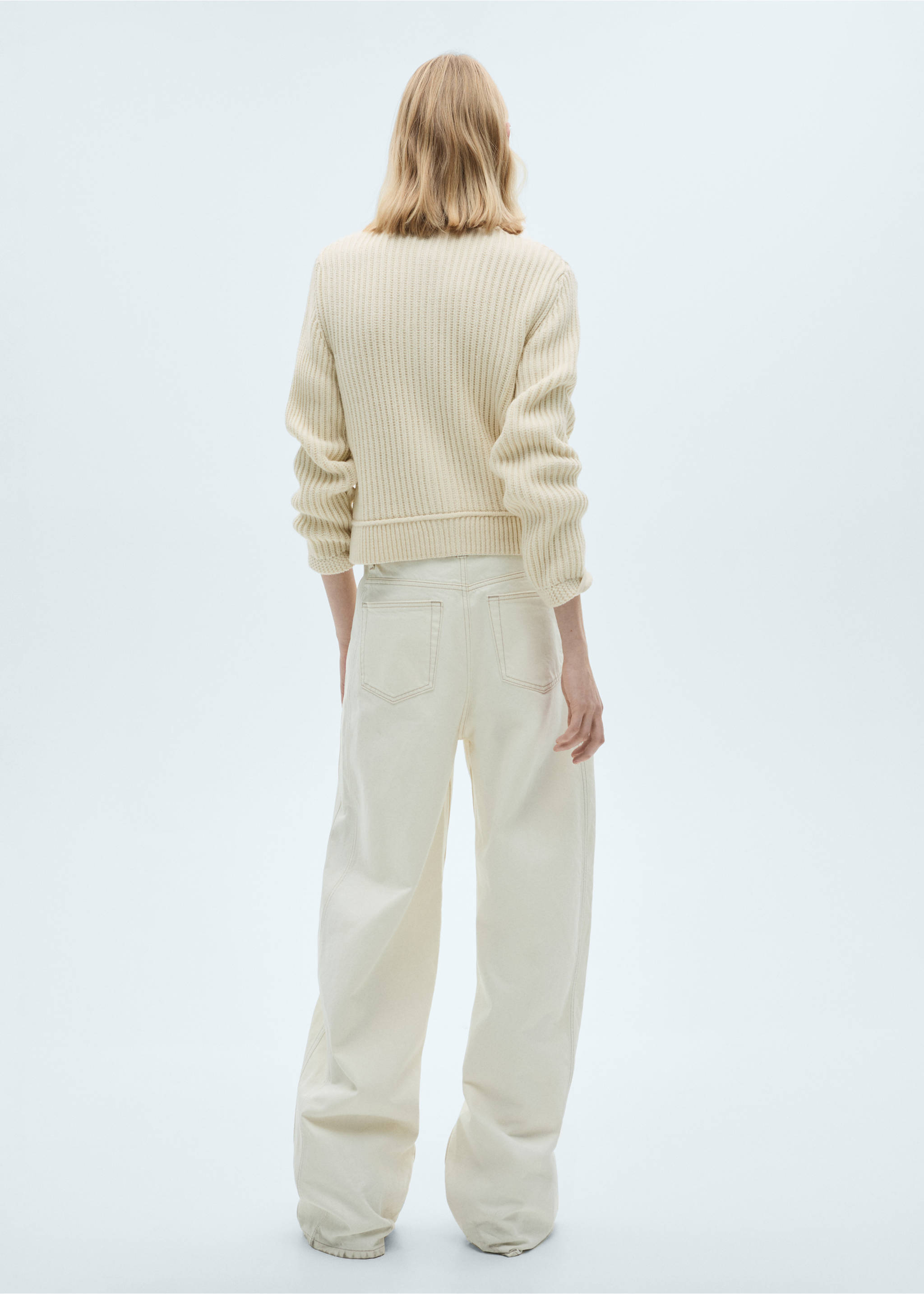 Knitted cardigan with jewel button - Reverse of the article, Ecru. Ref: 87090451-00.