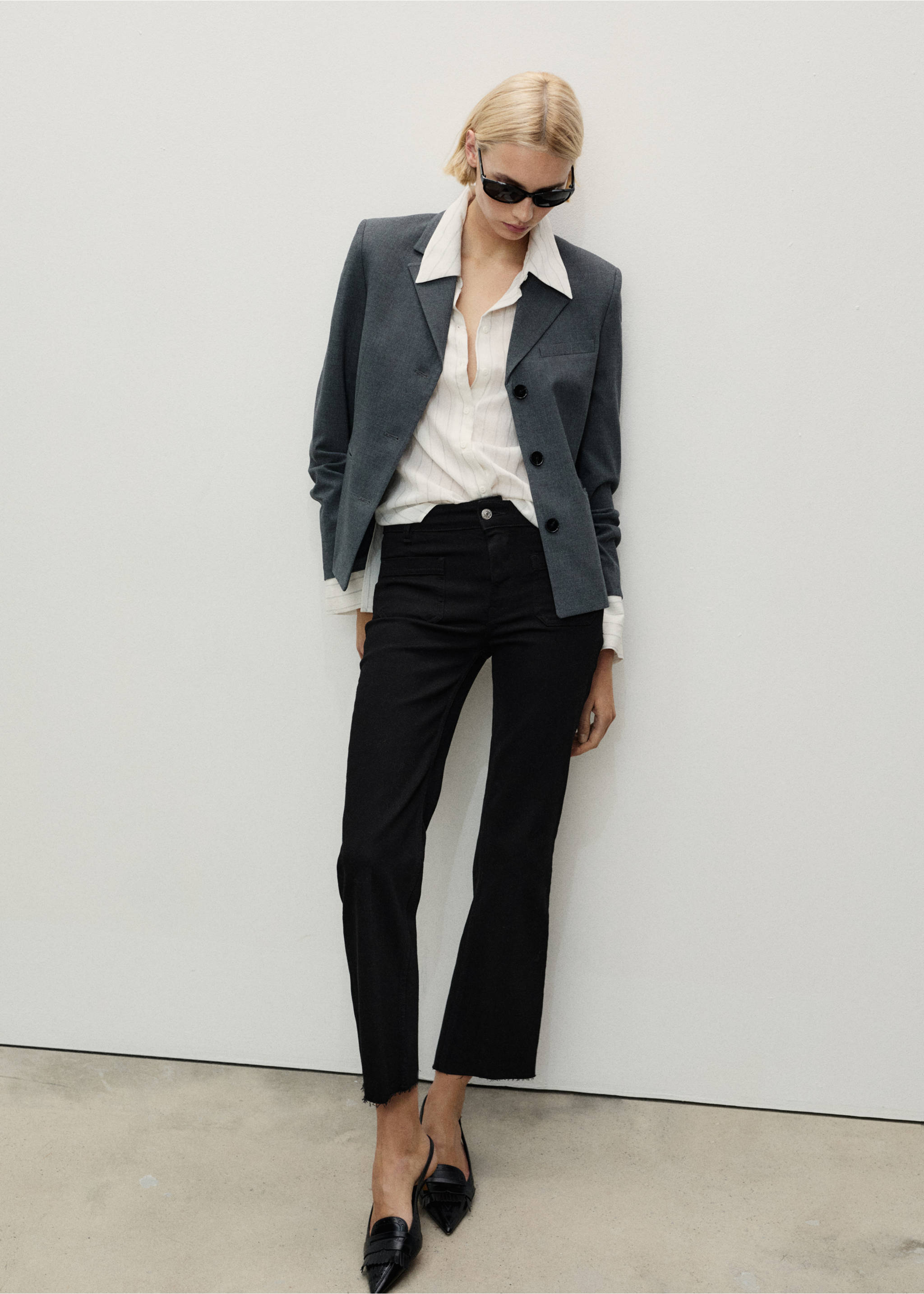 Flared cropped jeans with pockets - General plane, Black denim. Ref: 87090457-00.