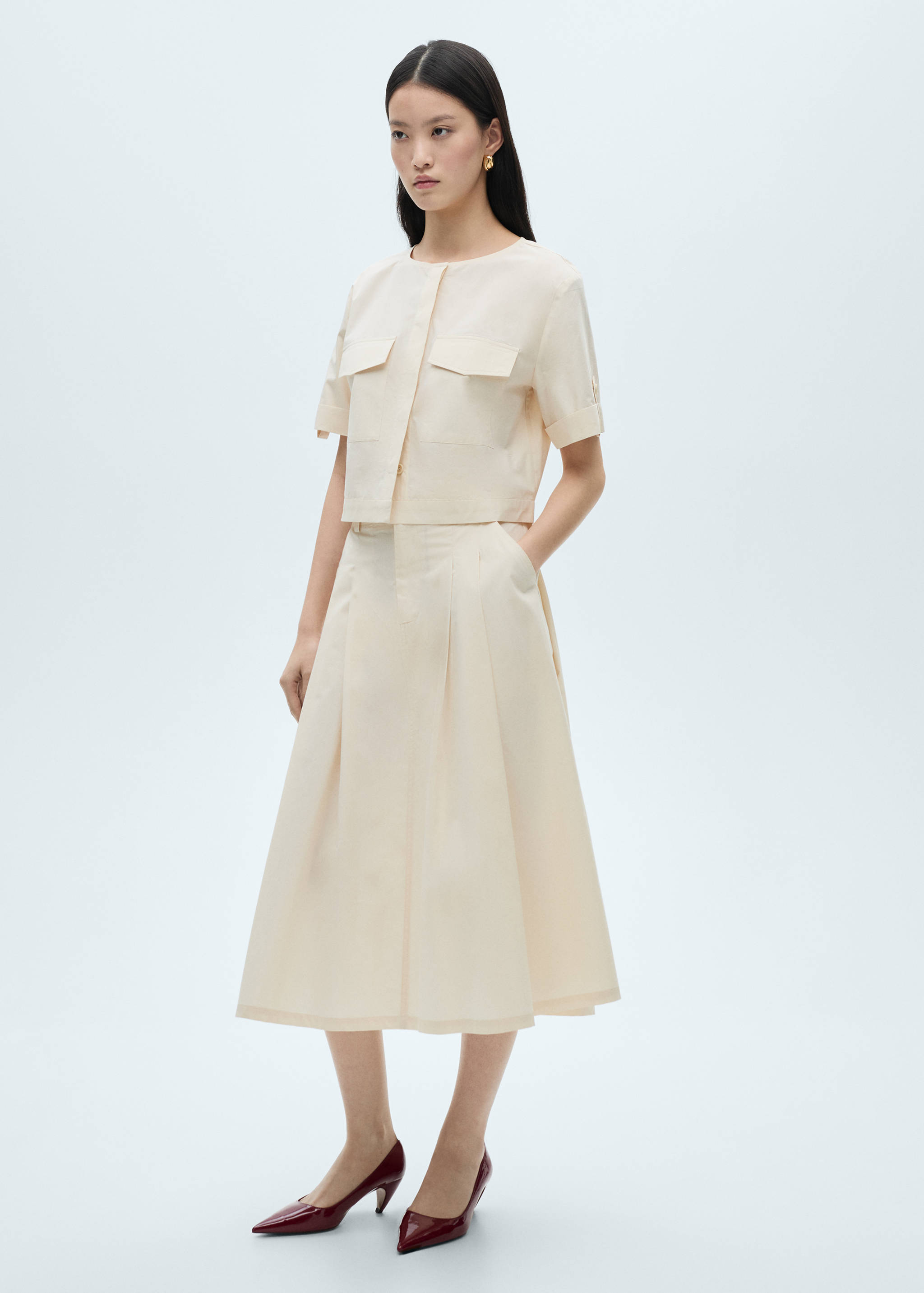 Pleated midi-skirt - General plane