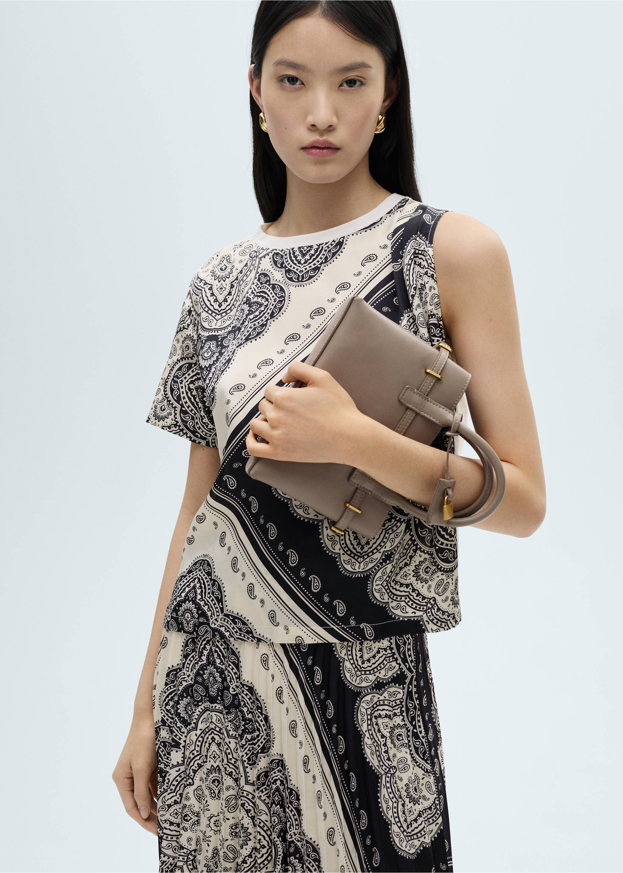 Asymmetrical paisley print t-shirt - Medium plane, Off White. Ref: 87090586-00.
