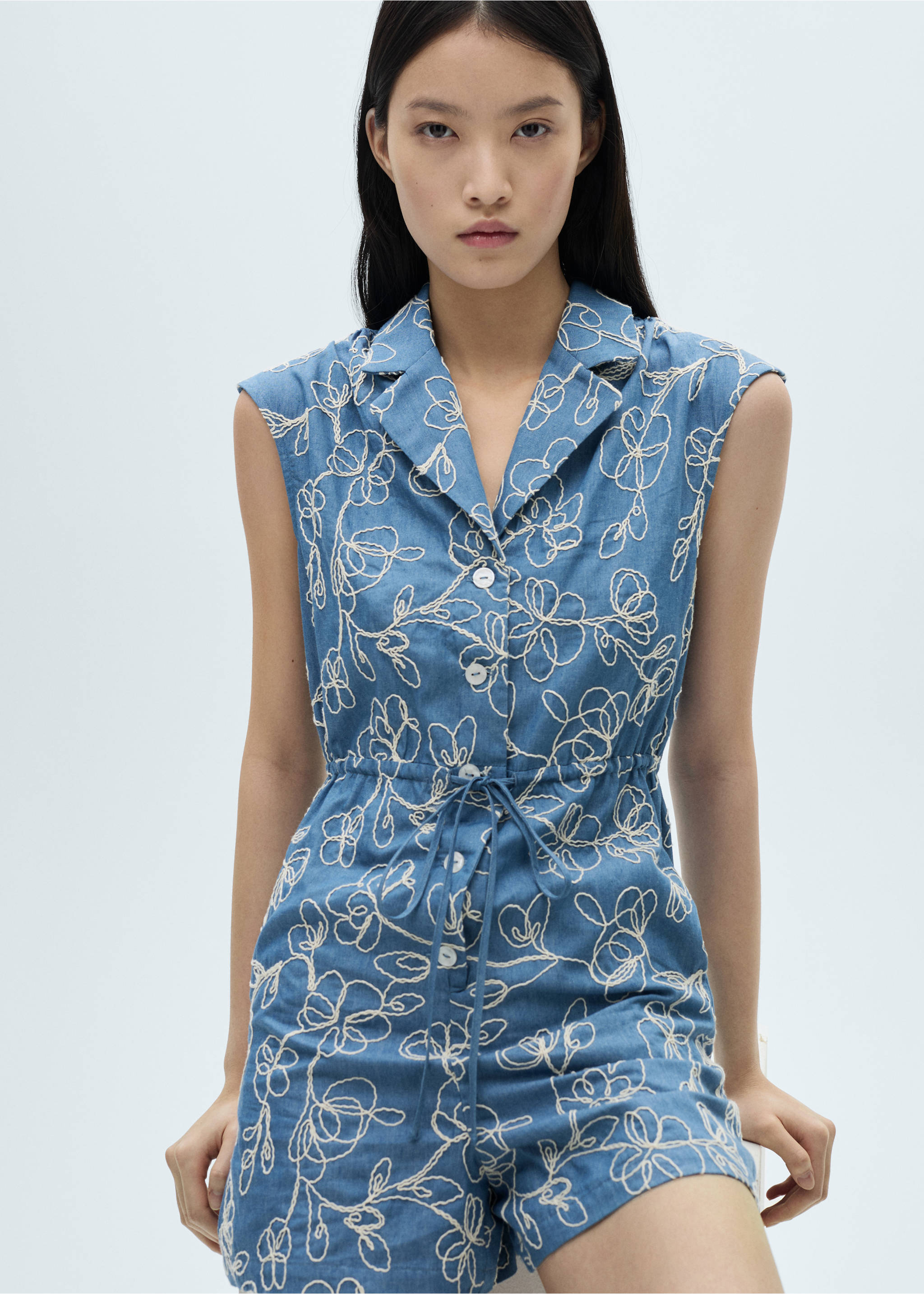 Denim overalls with embroidered detail - Medium plane, Medium Blue. Ref: 87090591-00.