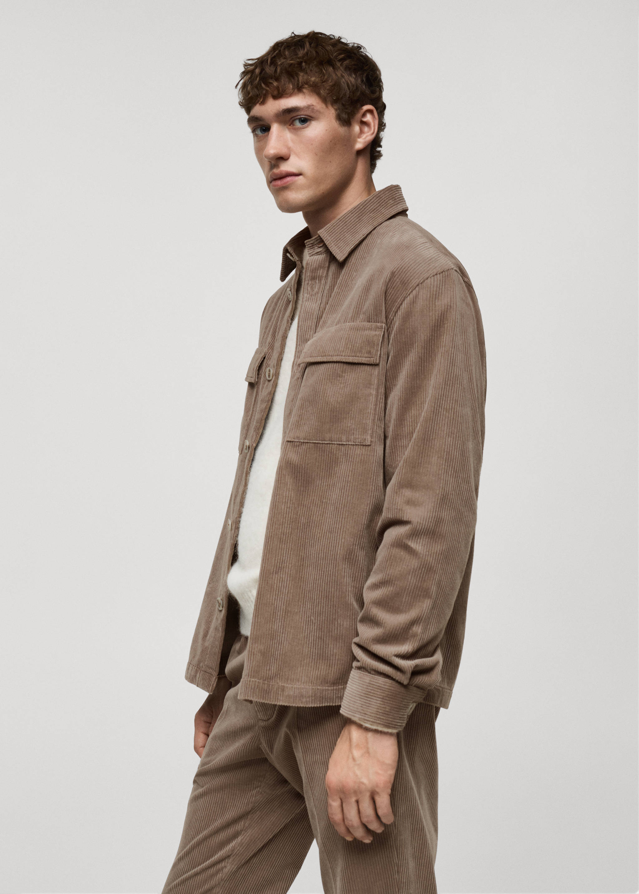 Corduroy overshirt with pockets - Details of the article 2