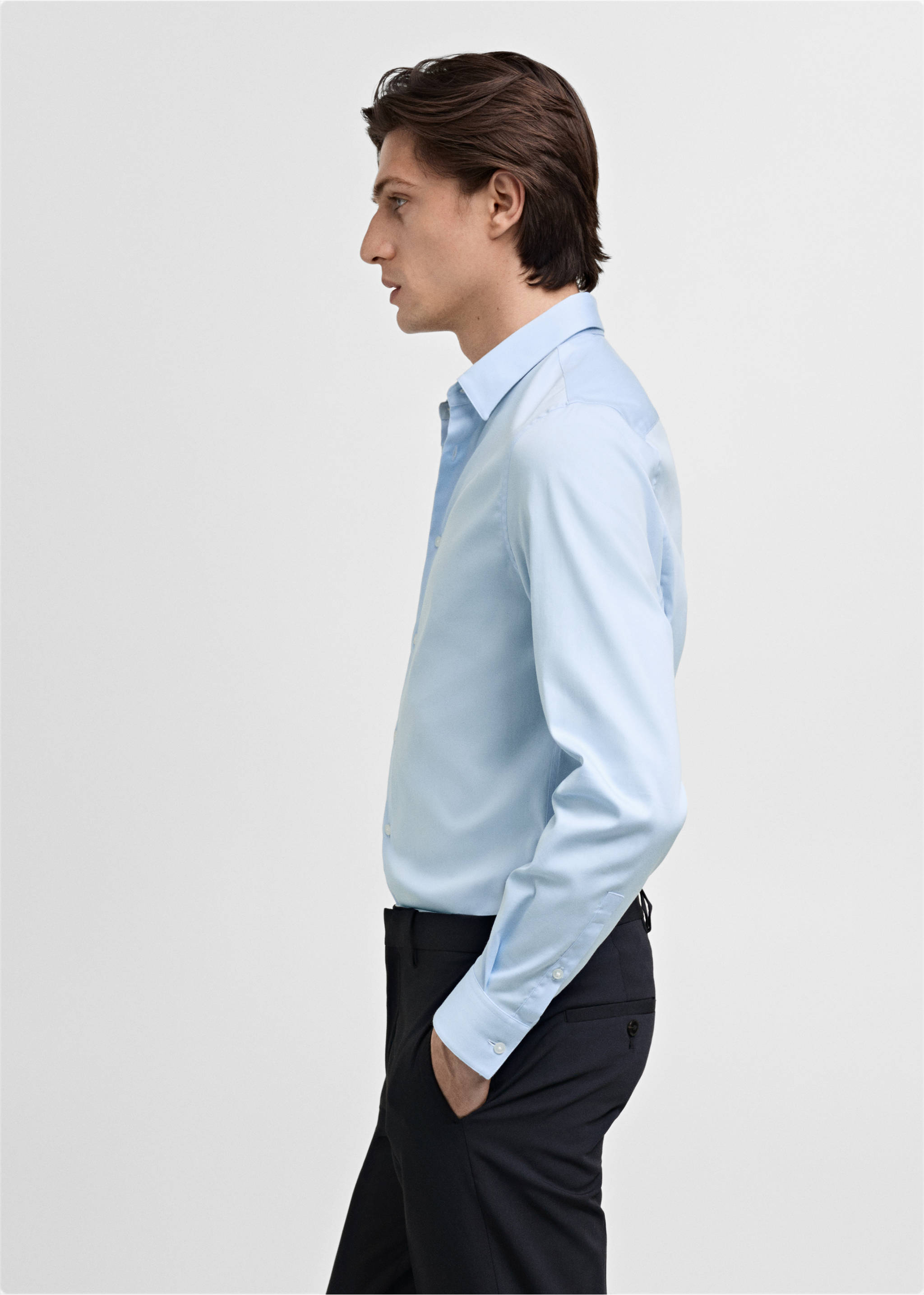 Slim Fit-Anzugshemd aus Baumwolle - Detail des Artikels 2, Himmelblau. Ref: 87090600-00.