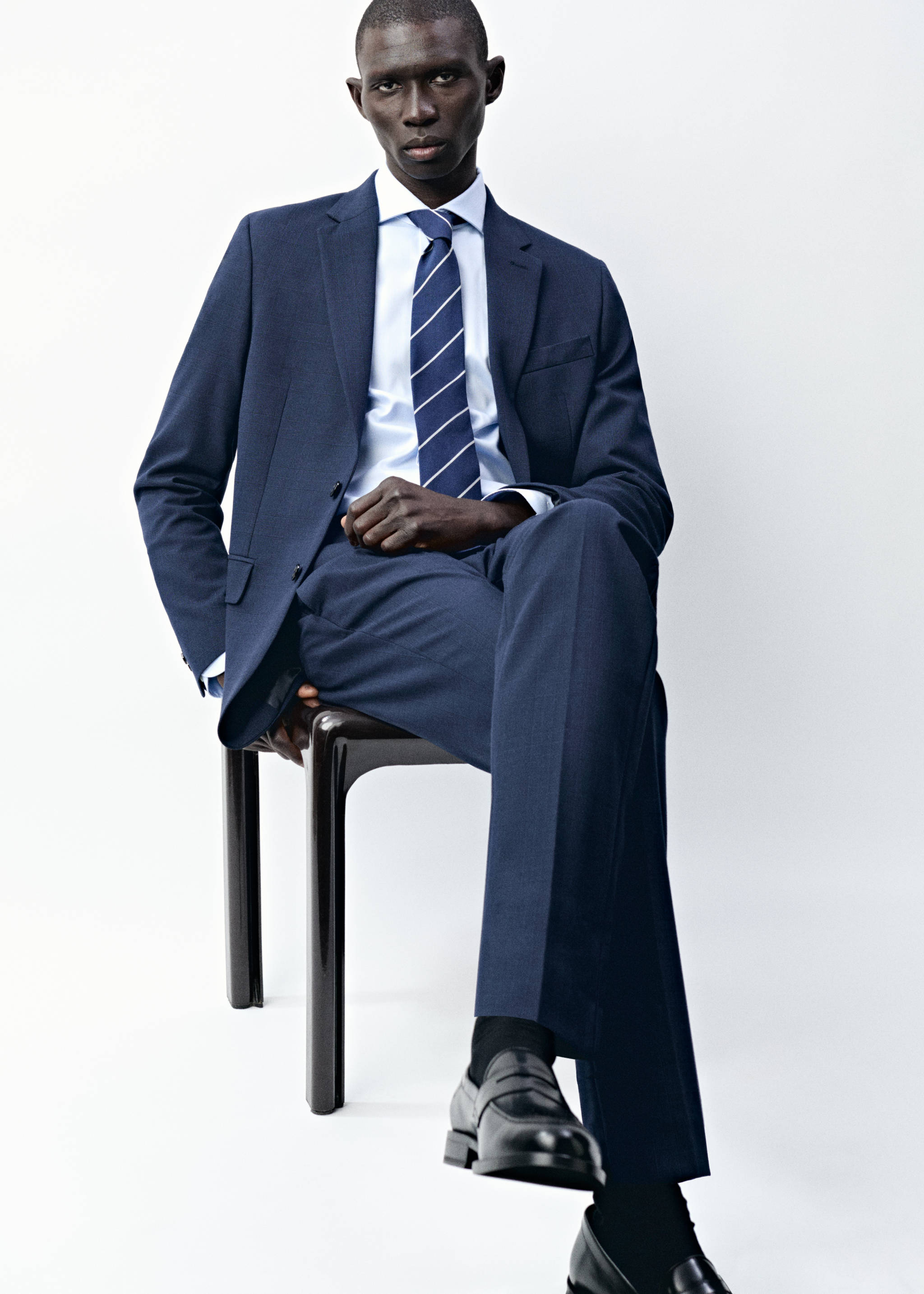 Milan slim-fit suit jacket - Details of the article 5, Dark Navy. Ref: 87090601-00.