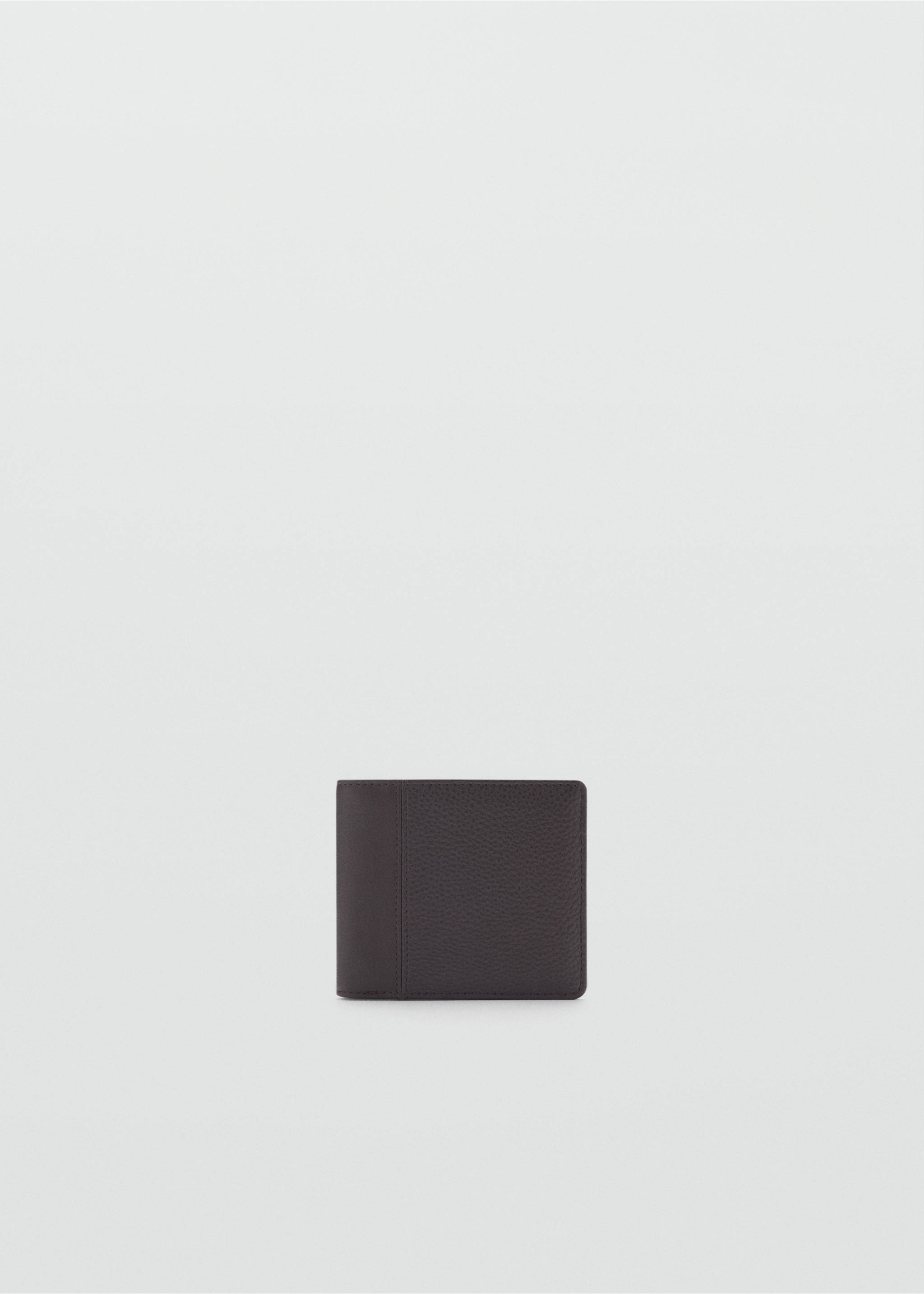 Wallet with embossed effect - Article without model, Brown. Ref: 87090603-00.