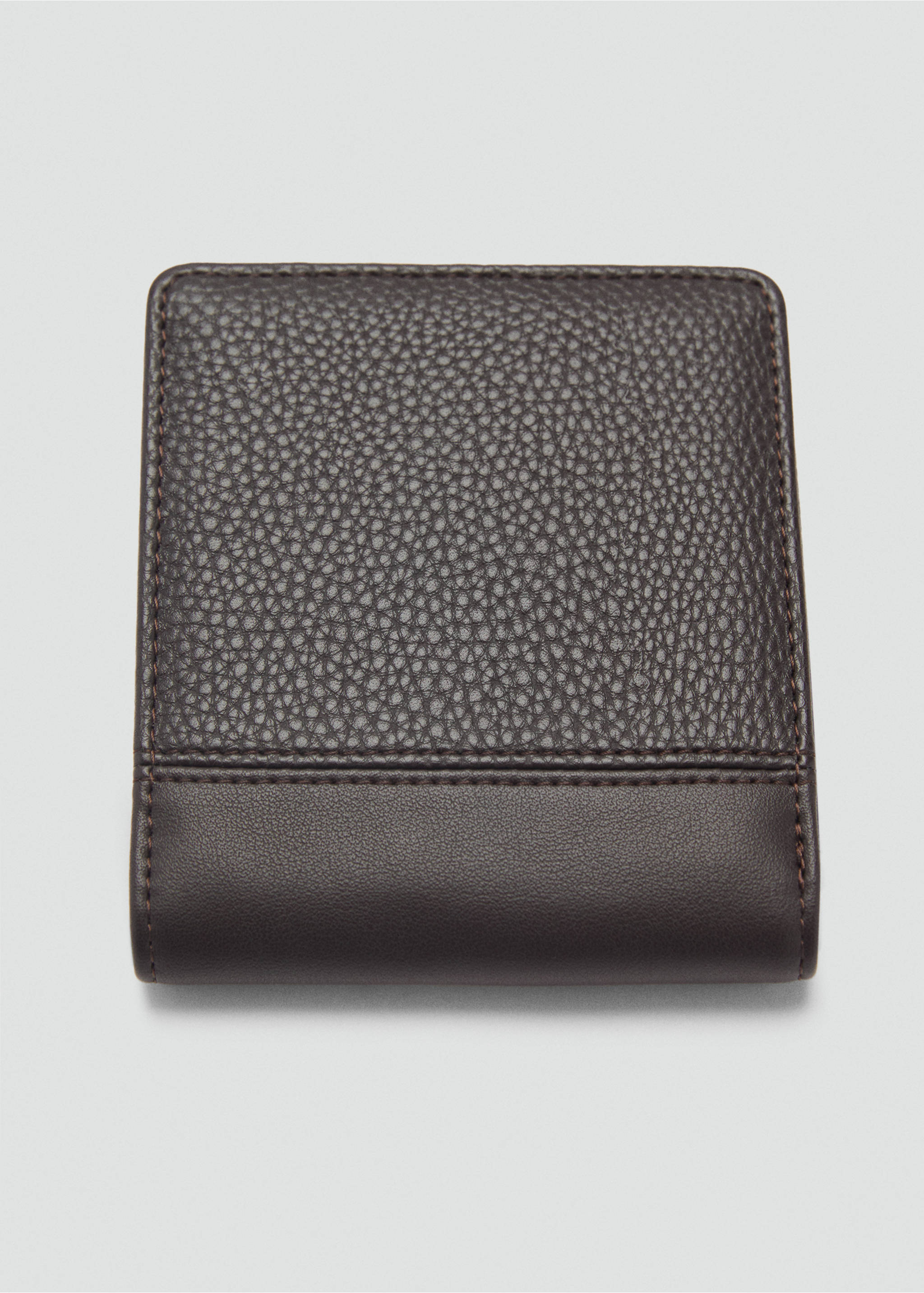 Wallet with embossed effect - Details of the article 1, Brown. Ref: 87090603-00.