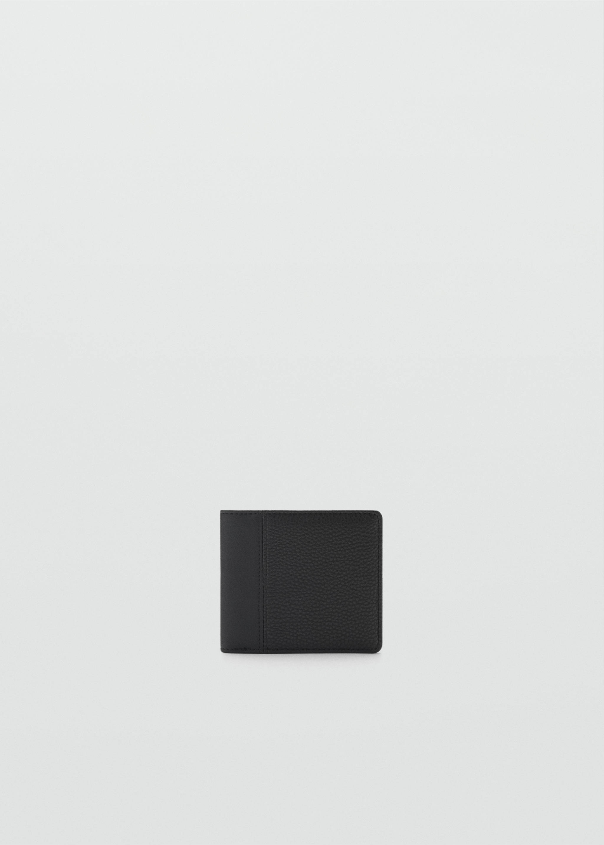 Wallet with embossed effect - Article without model, Black. Ref: 87090603-00.