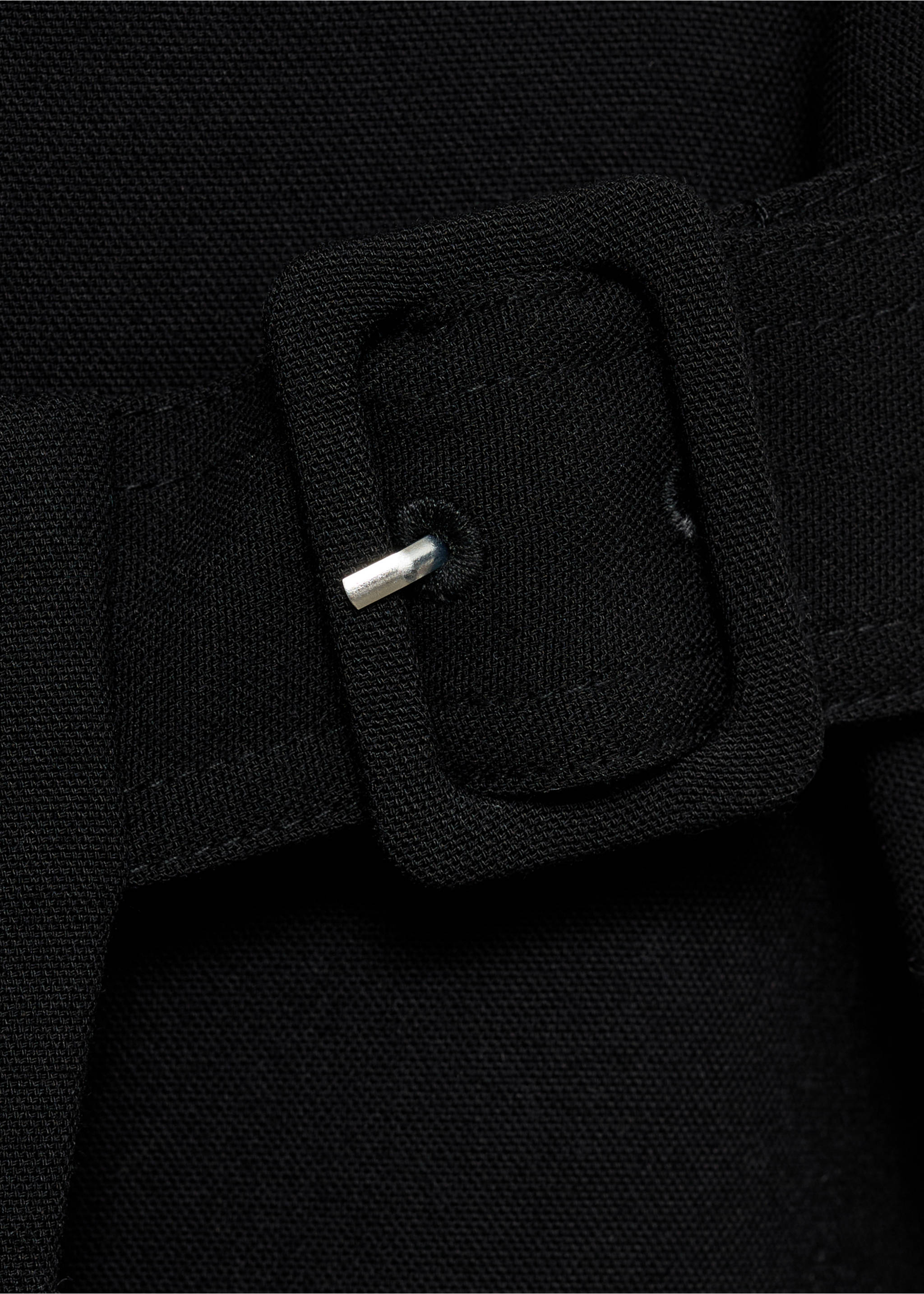 Midi skirt with buckle detail - Details of the article 8, Black. Ref: 87090623-00.