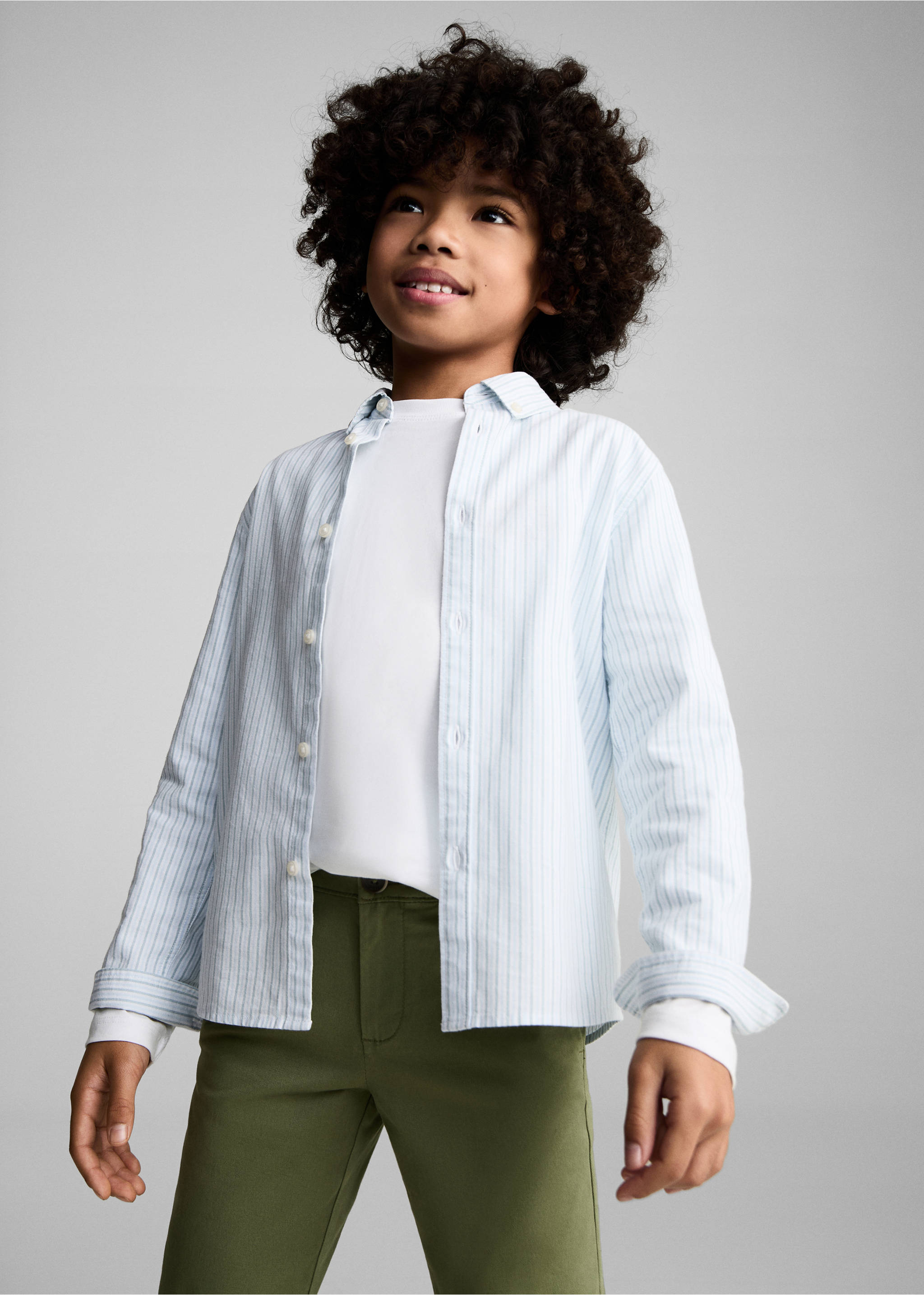 Chinohose aus Baumwolle - Mittlere Ansicht, Khaki. Ref: 87090626-00.