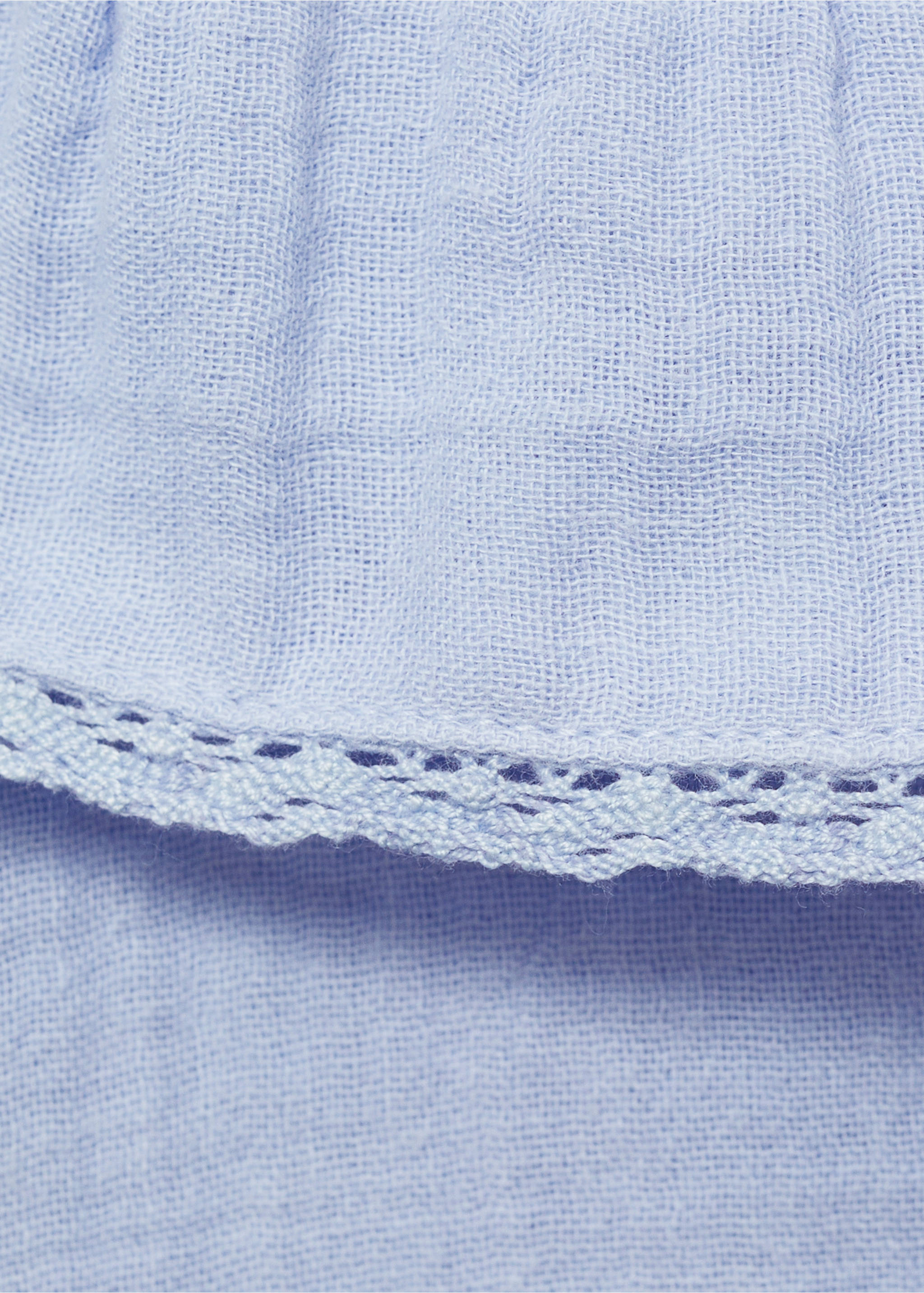 Bluse aus Crinkle-Baumwoll-Gaze - Detail des Artikels 0, Himmelblau. Ref: 87090631-00.
