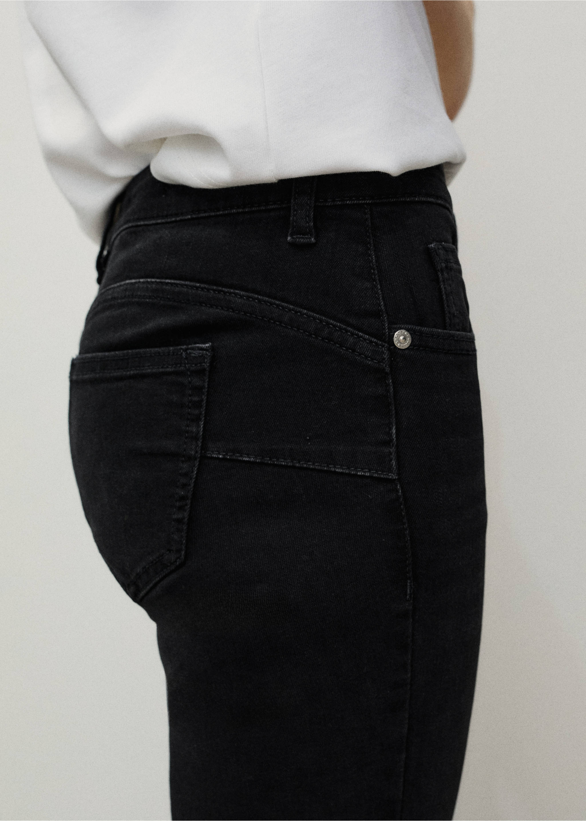 Push-up low-rise skinny jeans - Details of the article 2, Black denim. Ref: 87090648-00.