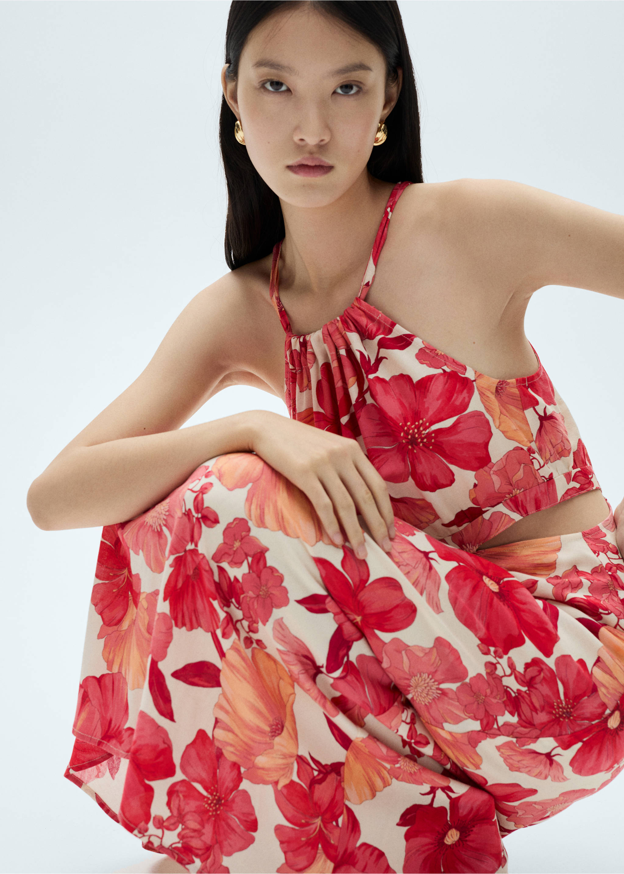 Floral dress with openings - Details of the article 1, Red. Ref: 87092531-00.
