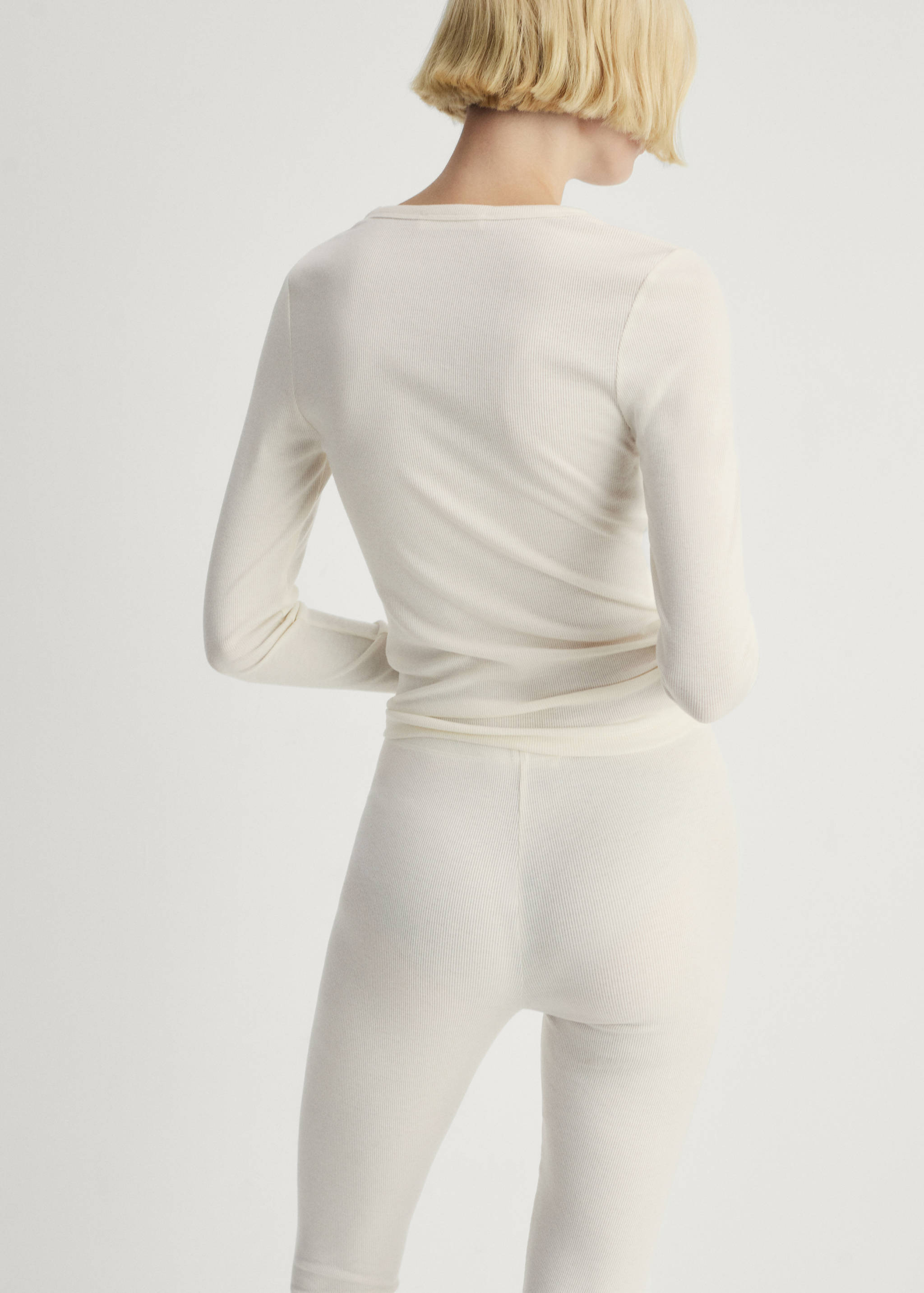 Rib-knit round-neck t-shirt - Reverse of the article