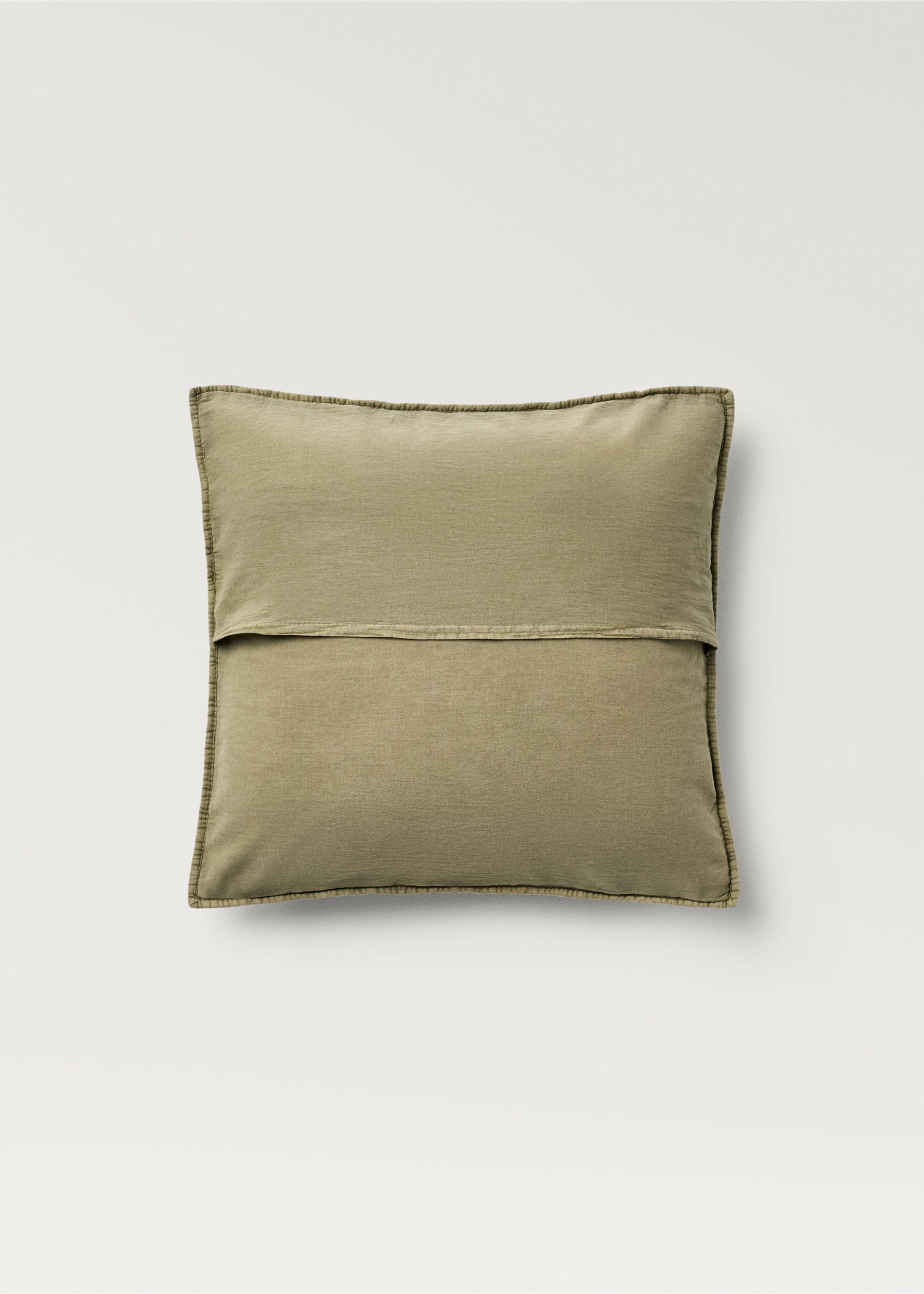 Garment-dyed cotton cushion cover with checks 50x50 cm - Details of the article 1, Khaki. Ref: 87092908-00.