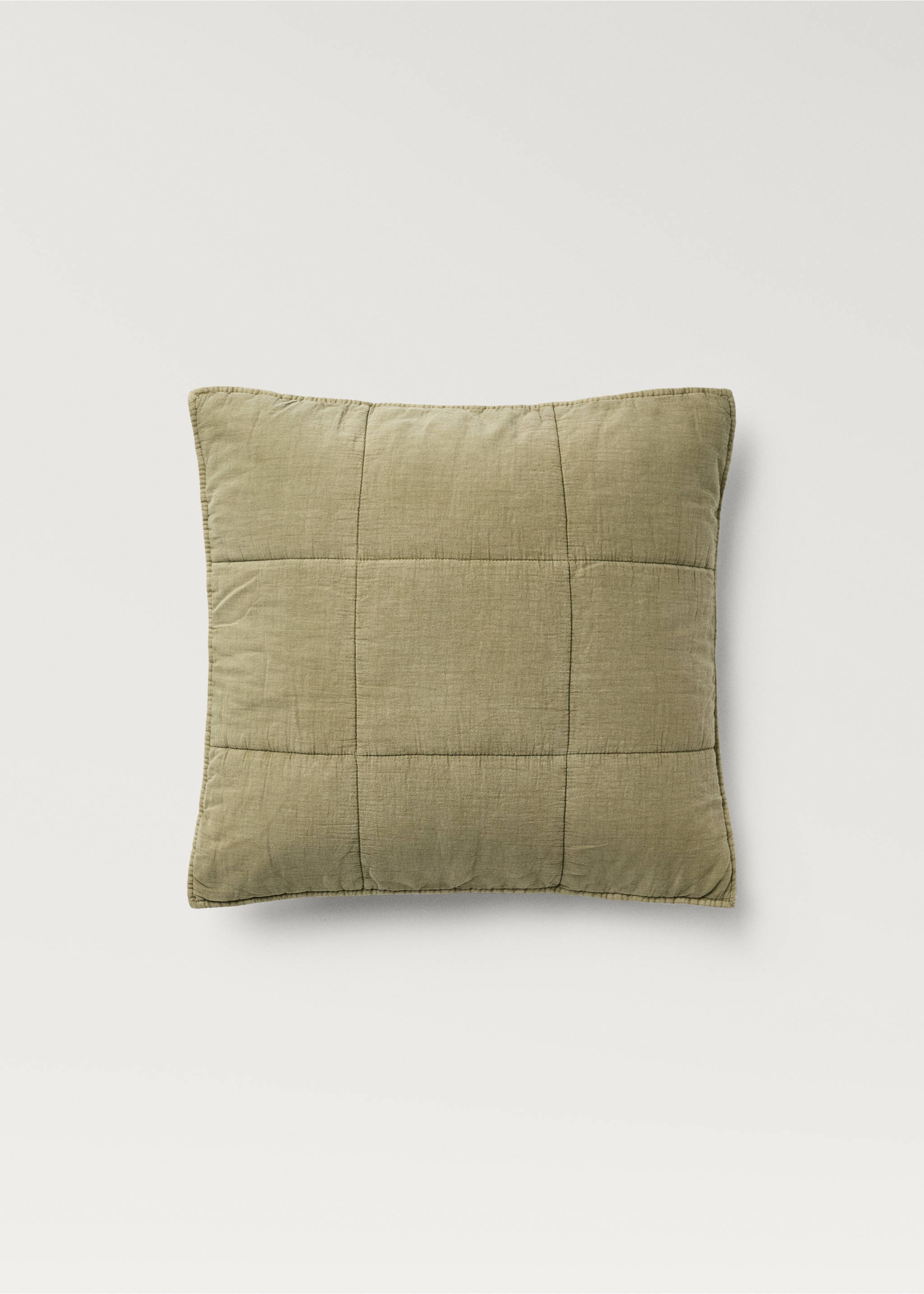 Garment-dyed cotton cushion cover with checks 50x50 cm - Article without model, Khaki. Ref: 87092908-00.